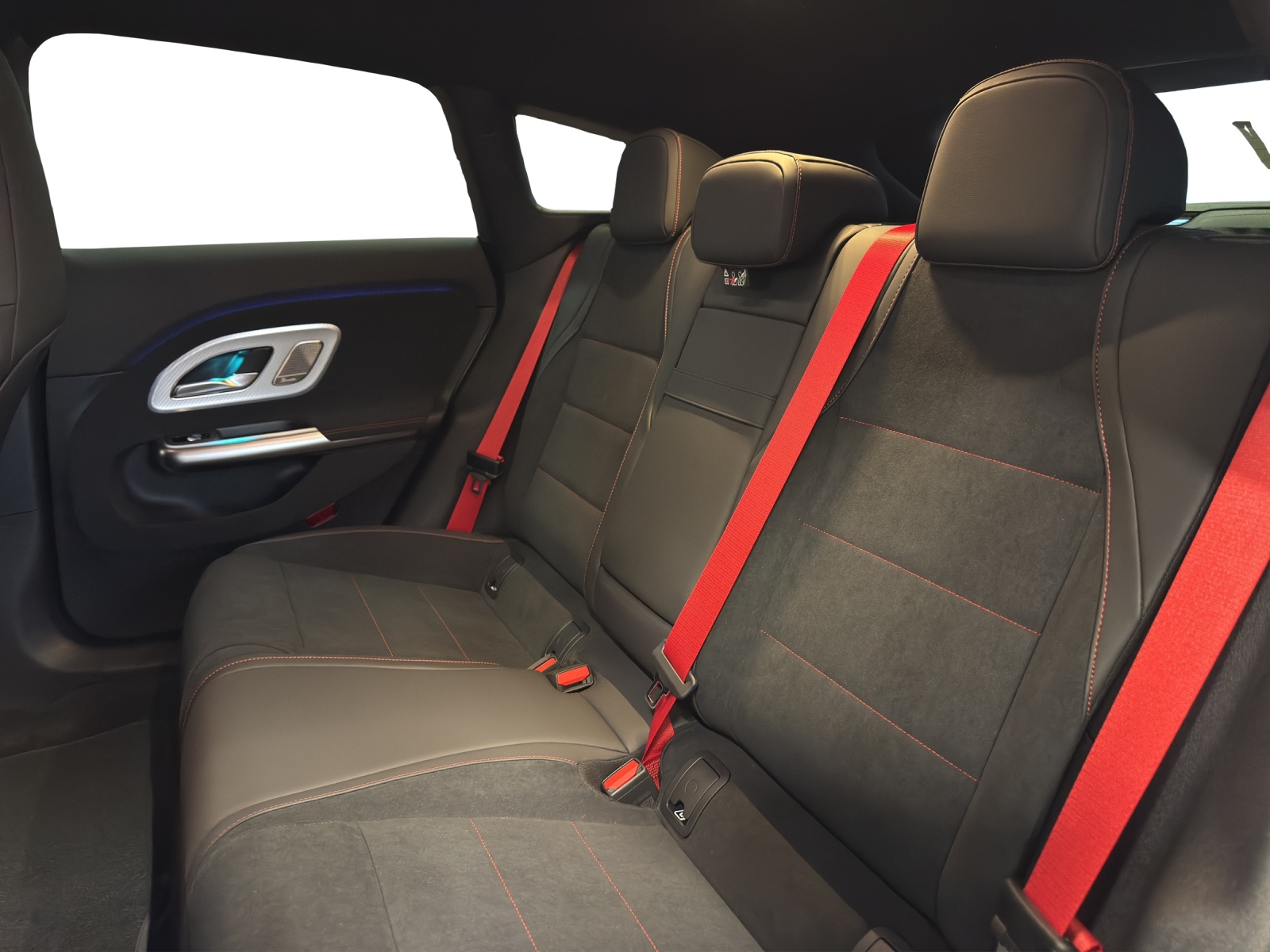 MERCEDES-BENZ CLA SB 350 4M 85 kWh EQ - 18