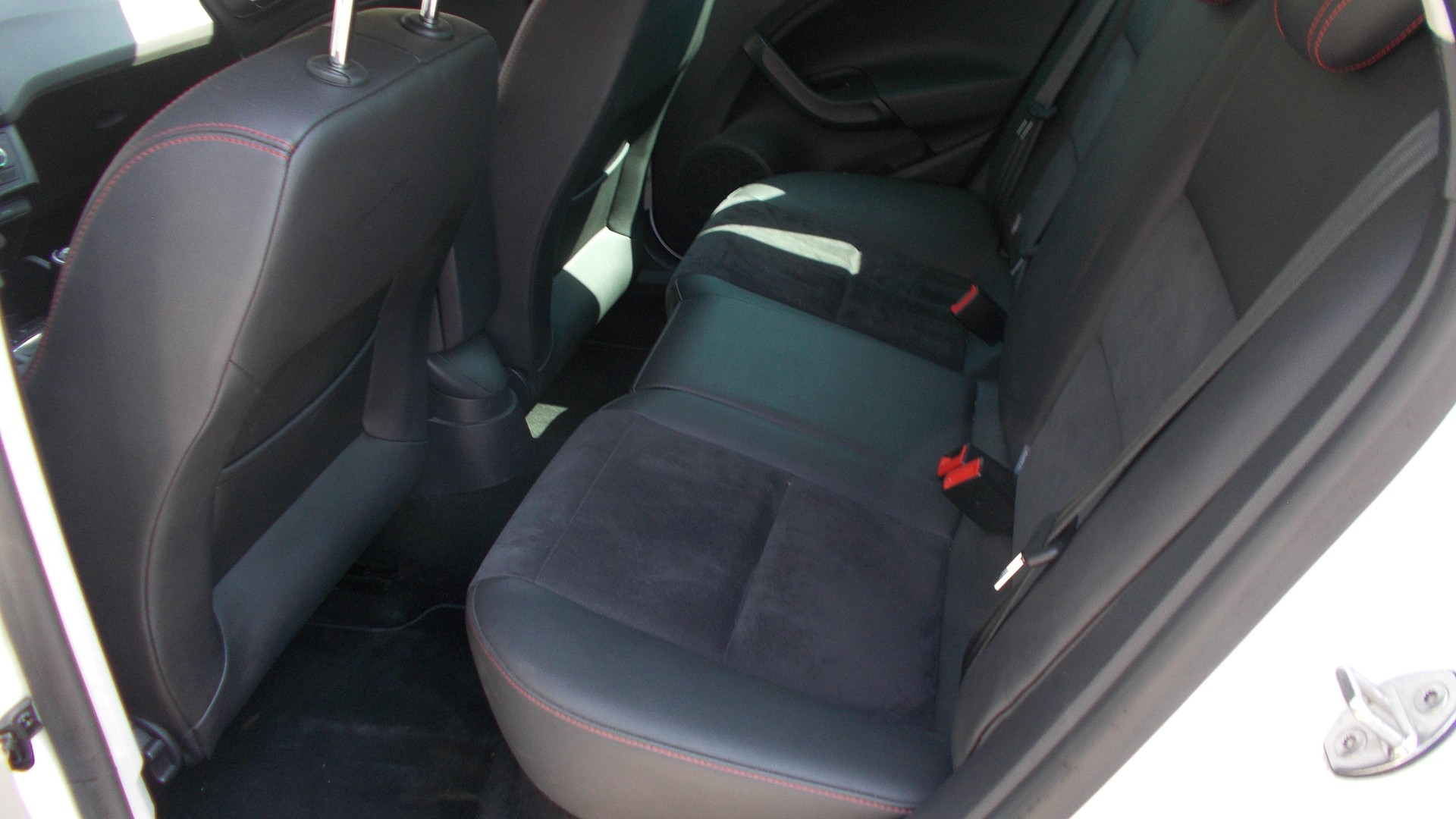 SEAT Ibiza ST 1.4 EcoTSI FR - 6