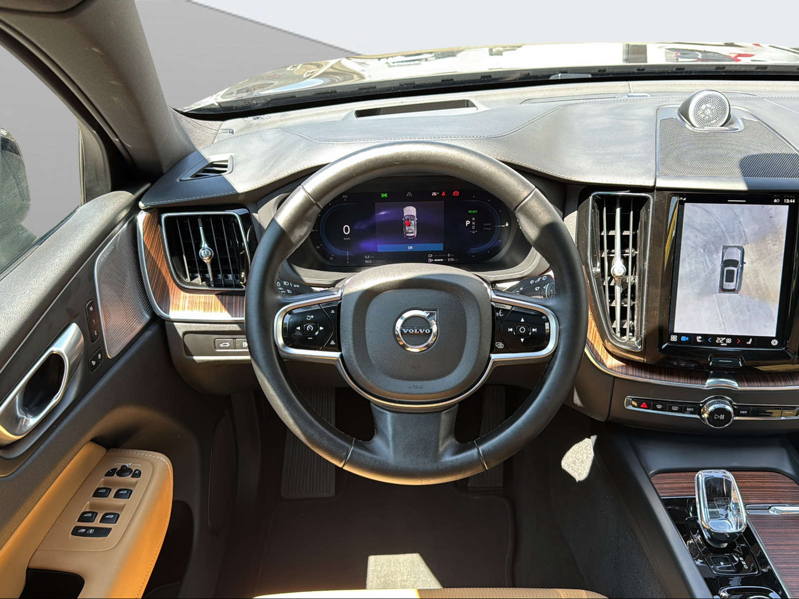 VOLVO XC60 T8 eAWD PluginHybrid Xcentric Geartronic - 12