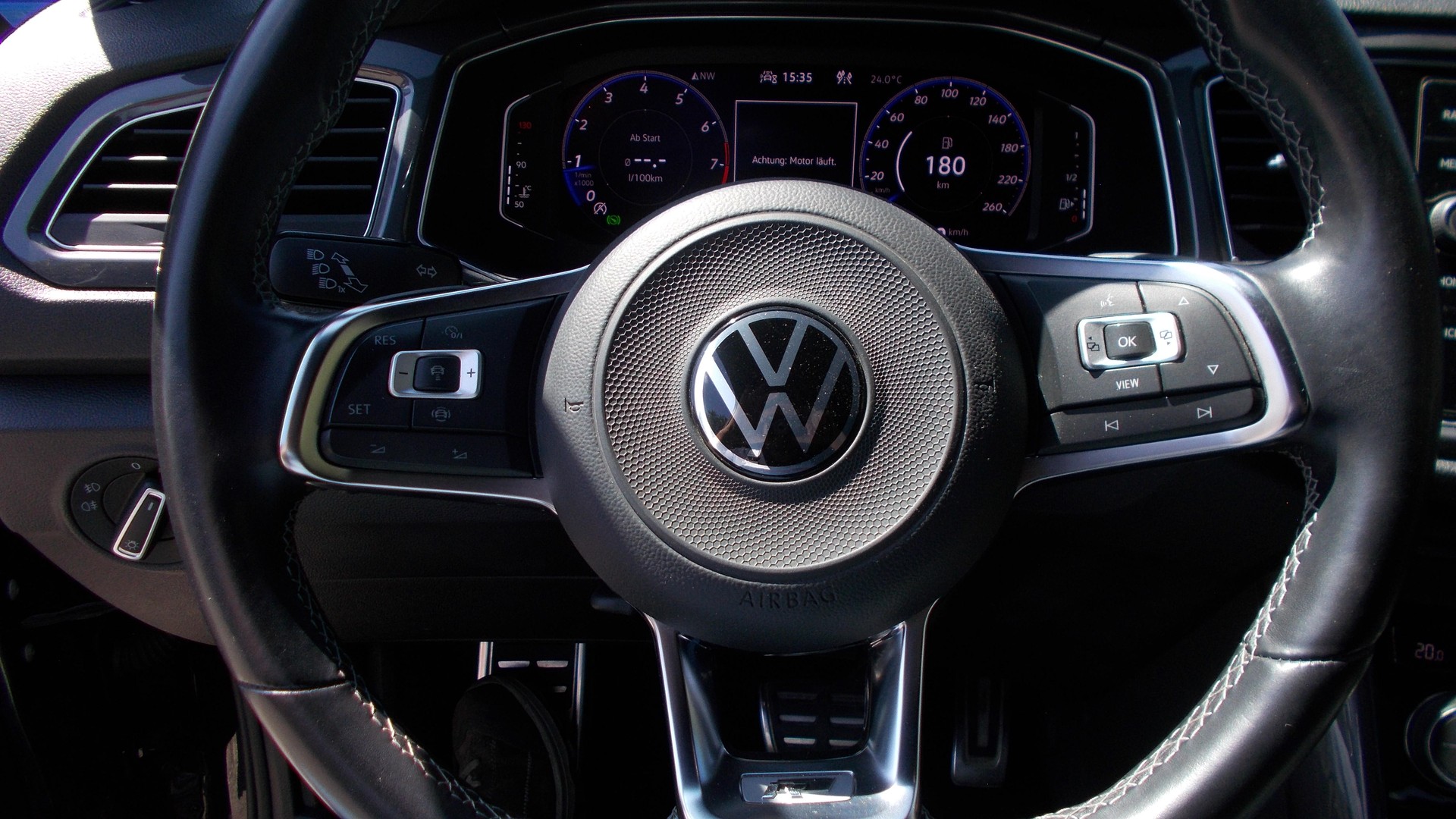 VW T-Roc 2.0 TSI Sport Selection DSG 4Motion - 13
