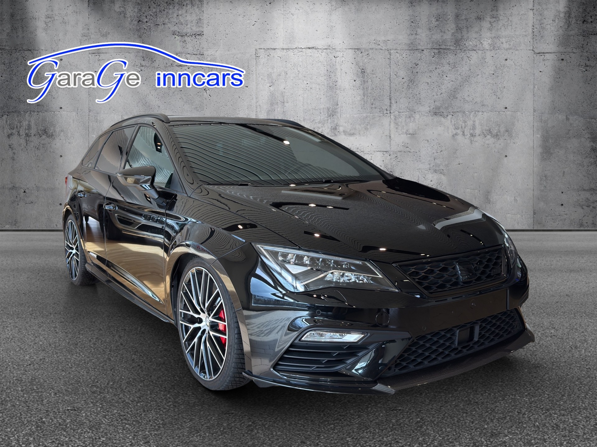 SEAT Leon ST 2.0 TSI Cupra 300 4 Drive DSG - 2