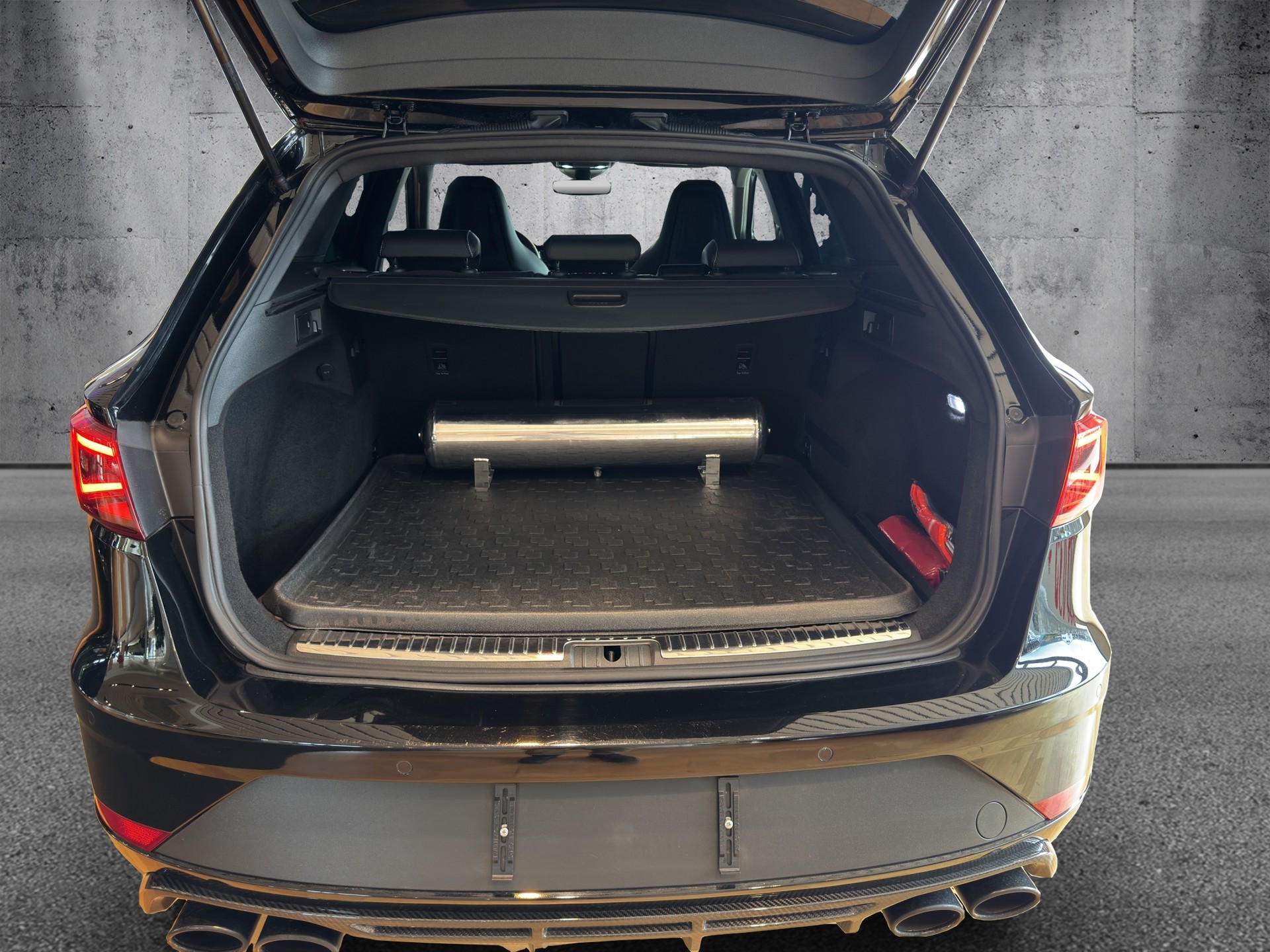 SEAT Leon ST 2.0 TSI Cupra 300 4 Drive DSG - 14