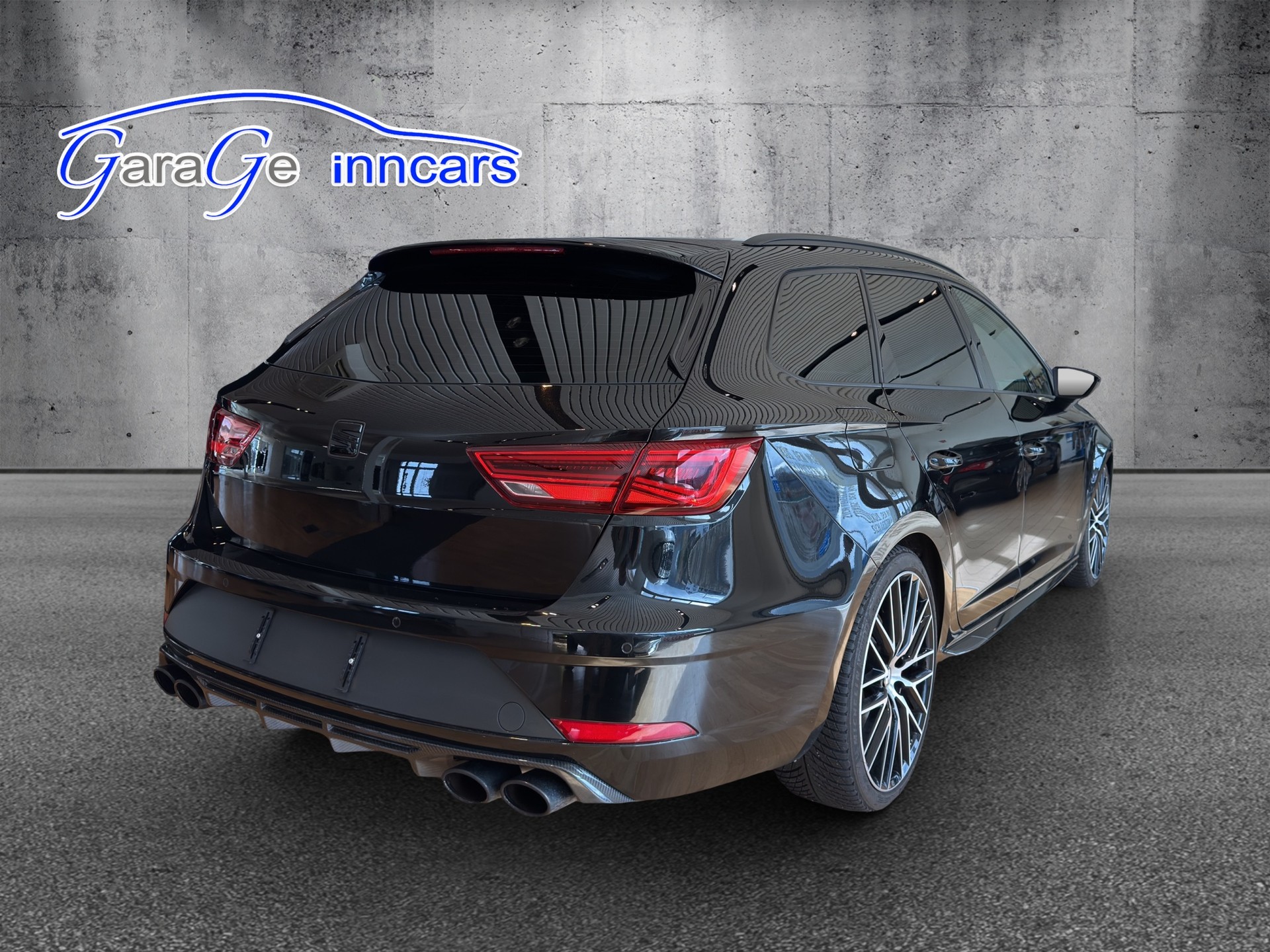 SEAT Leon ST 2.0 TSI Cupra 300 4 Drive DSG - 3