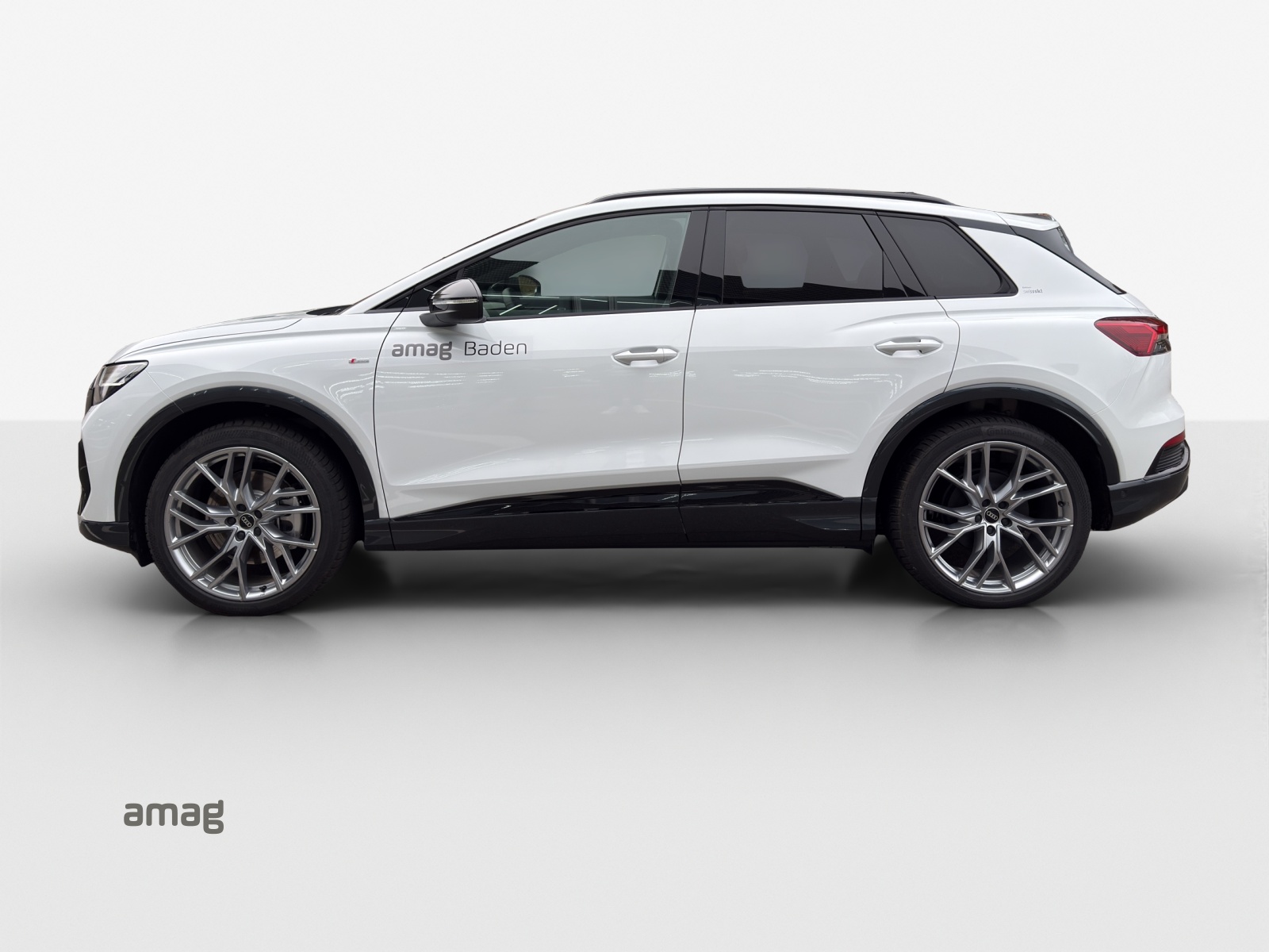 AUDI Q4 e-tron 45 quattro - 2