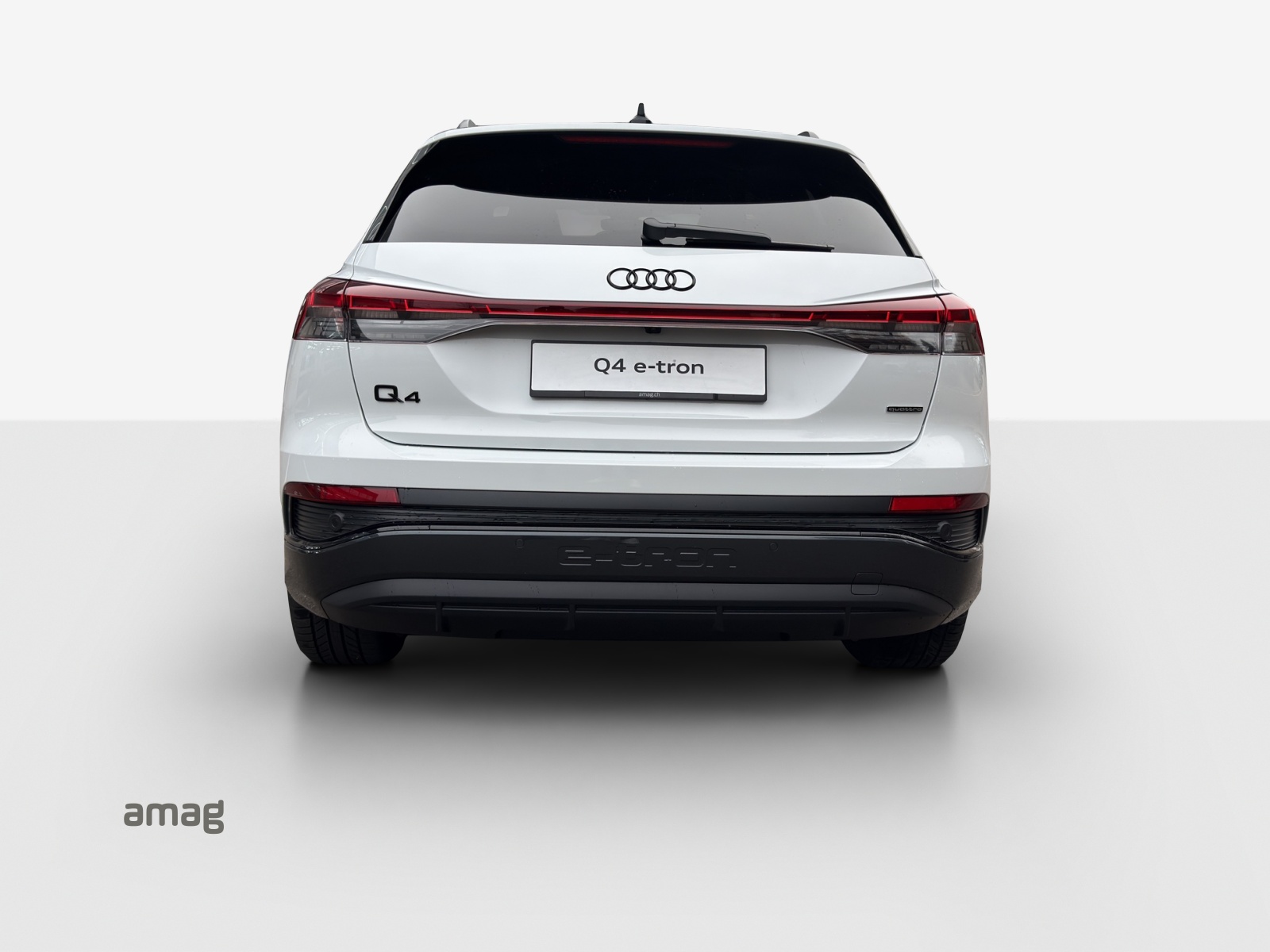 AUDI Q4 e-tron 45 quattro - 4
