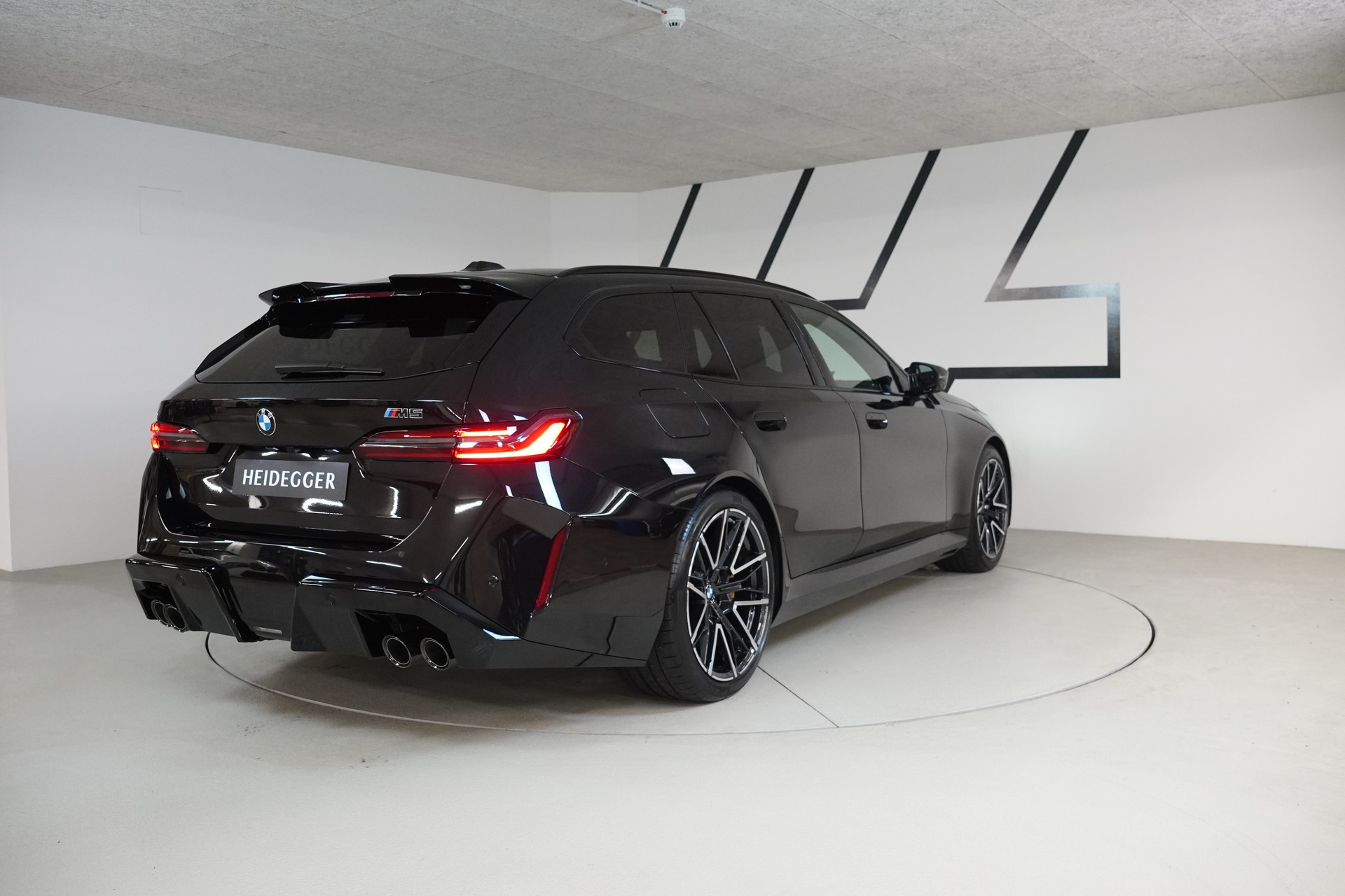 BMW M5 xDrive Touring - 7