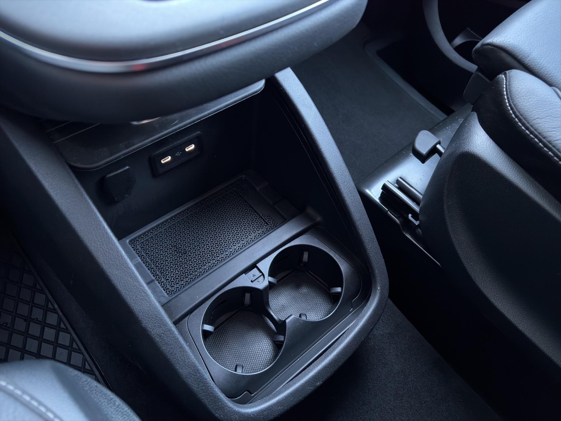 MERCEDES-BENZ V 250 d Avantgarde lang Van - 15