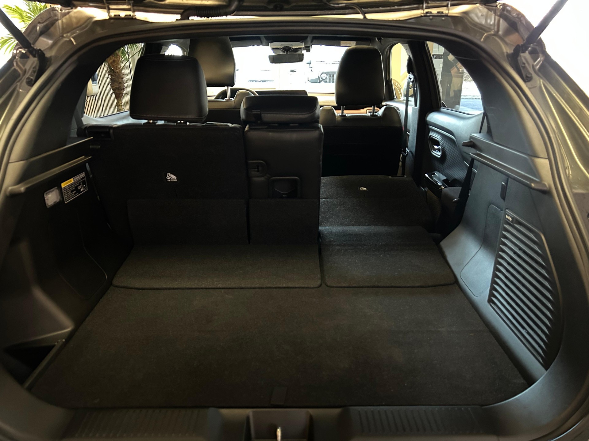 SUZUKI e Vitara Compact Top 4x4 - 23