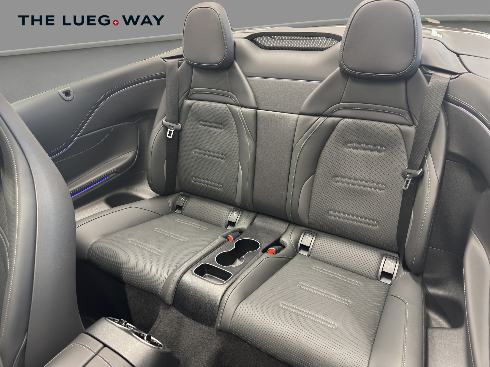 MERCEDES-BENZ CLE AMG 53 Cabrio 4Matic+ 9G-Tronic - 15