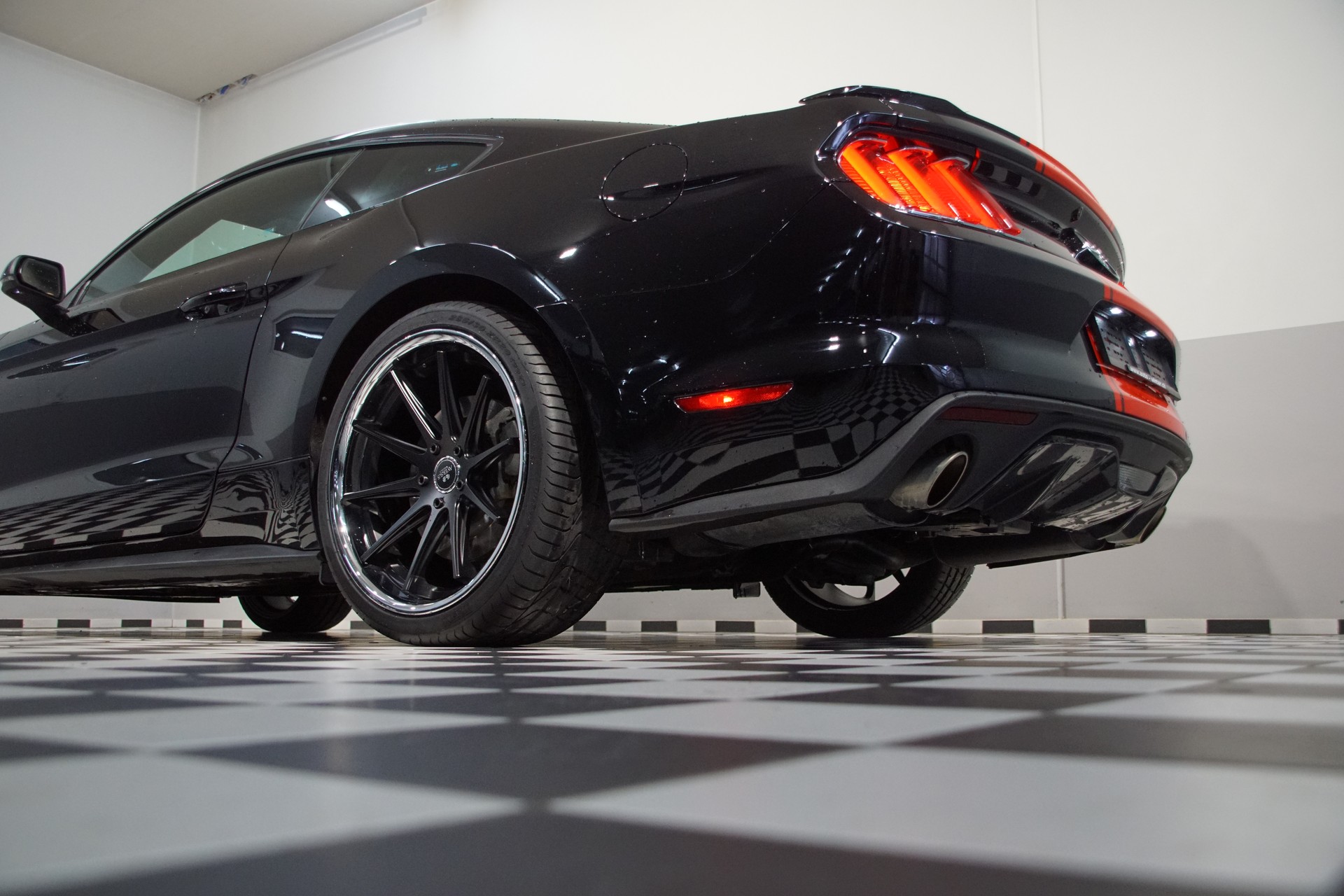 FORD Mustang 5.0 GT 50 YEARS - 8