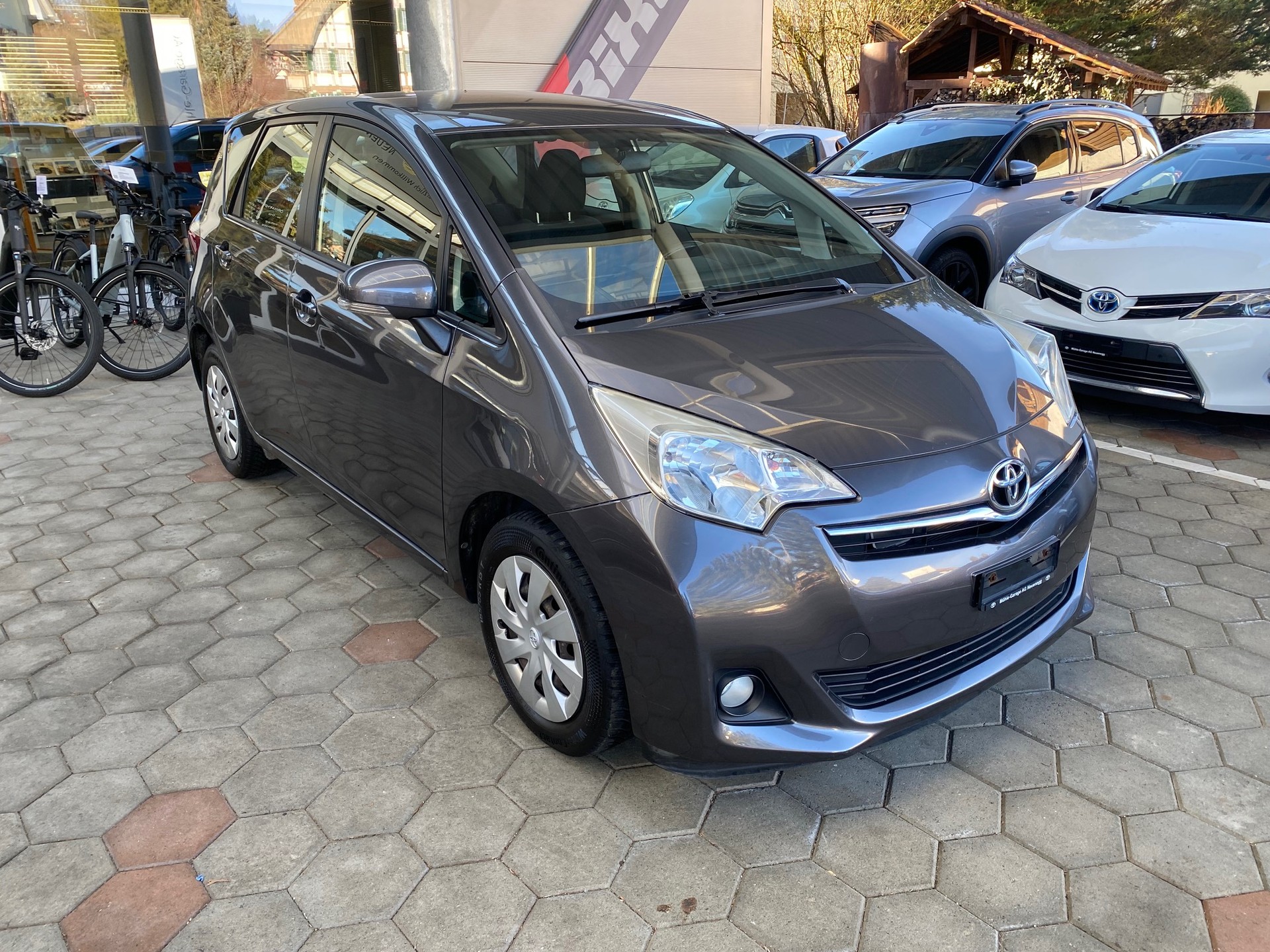 TOYOTA Verso-S 1.33 Linea Luna