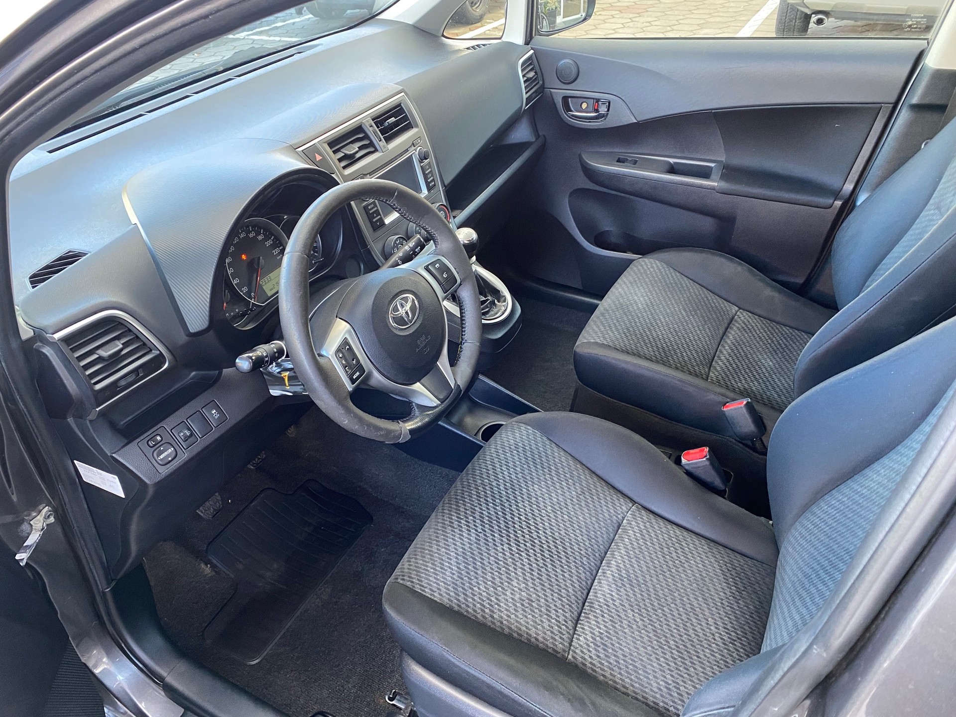 TOYOTA Verso-S 1.33 Linea Luna - 5