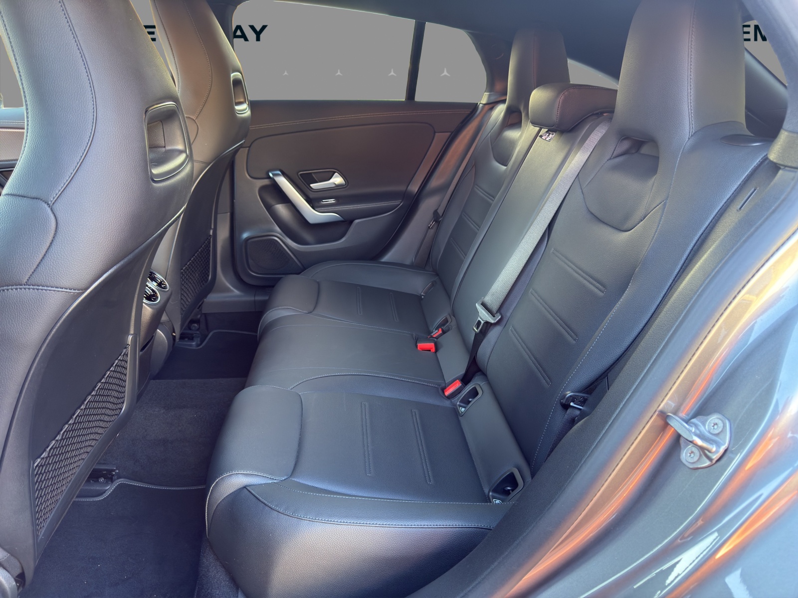 MERCEDES-BENZ CLA Shooting Brake 180 7G-DCT Progressive - 13