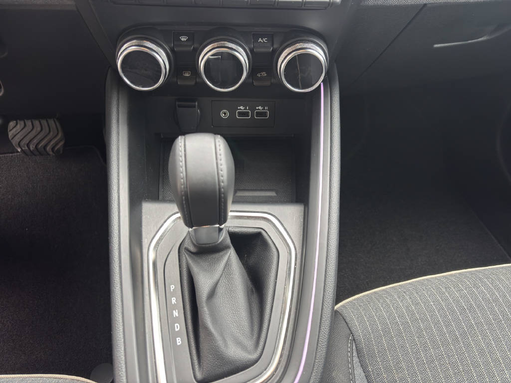 RENAULT Clio 1.6 E-Tech techno - 14