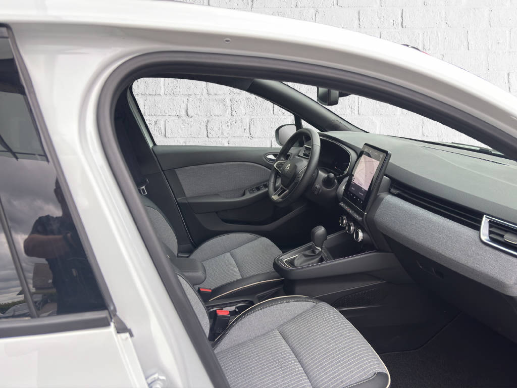 RENAULT Clio 1.6 E-Tech techno - 7