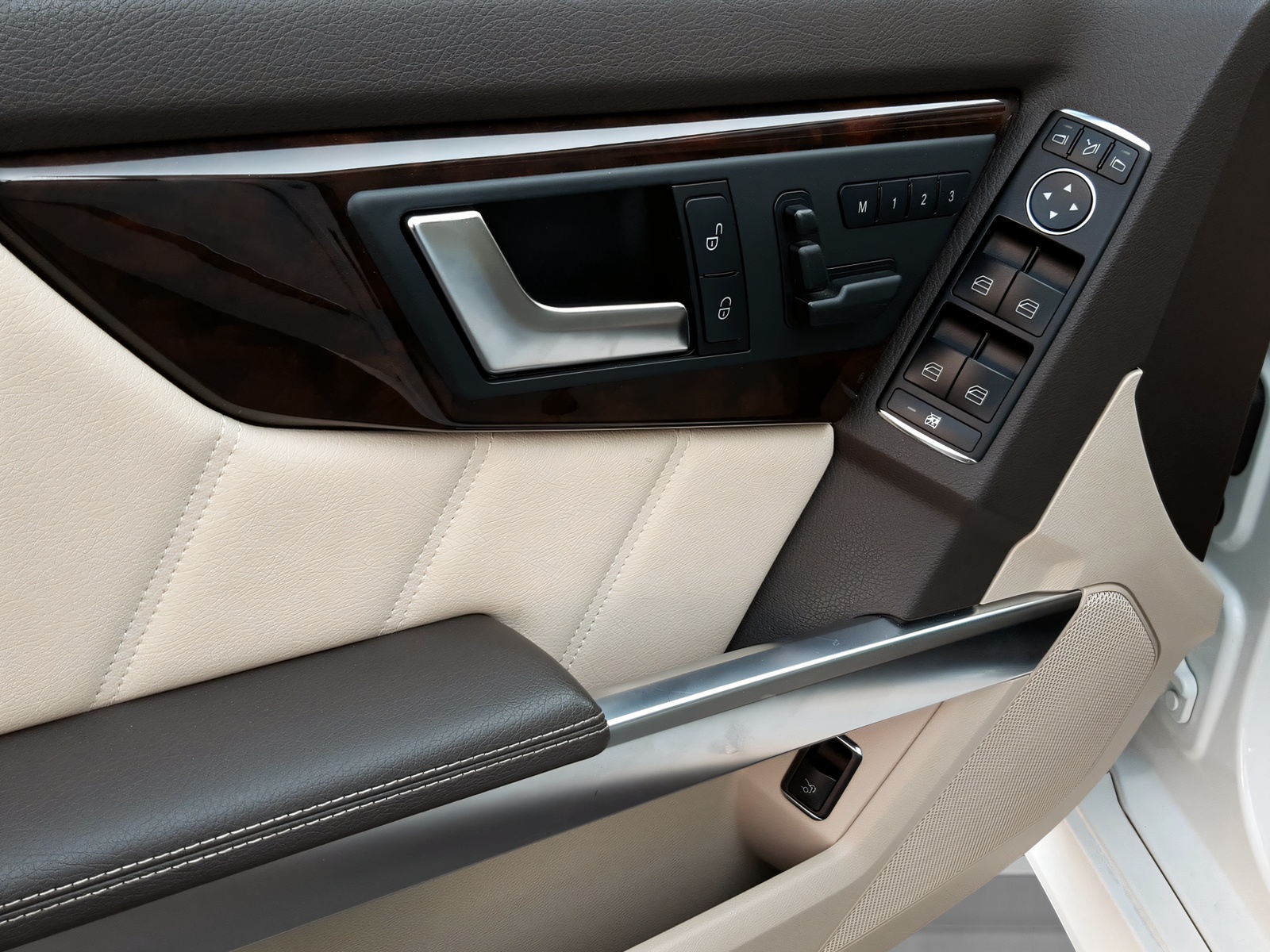 MERCEDES-BENZ GLK 250 BlueTEC 4Matic - 11