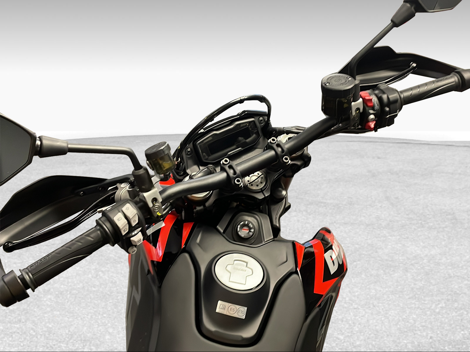 DUCATI HYPERMOTARD 698 RVE Mono 35 kW ABS - 5