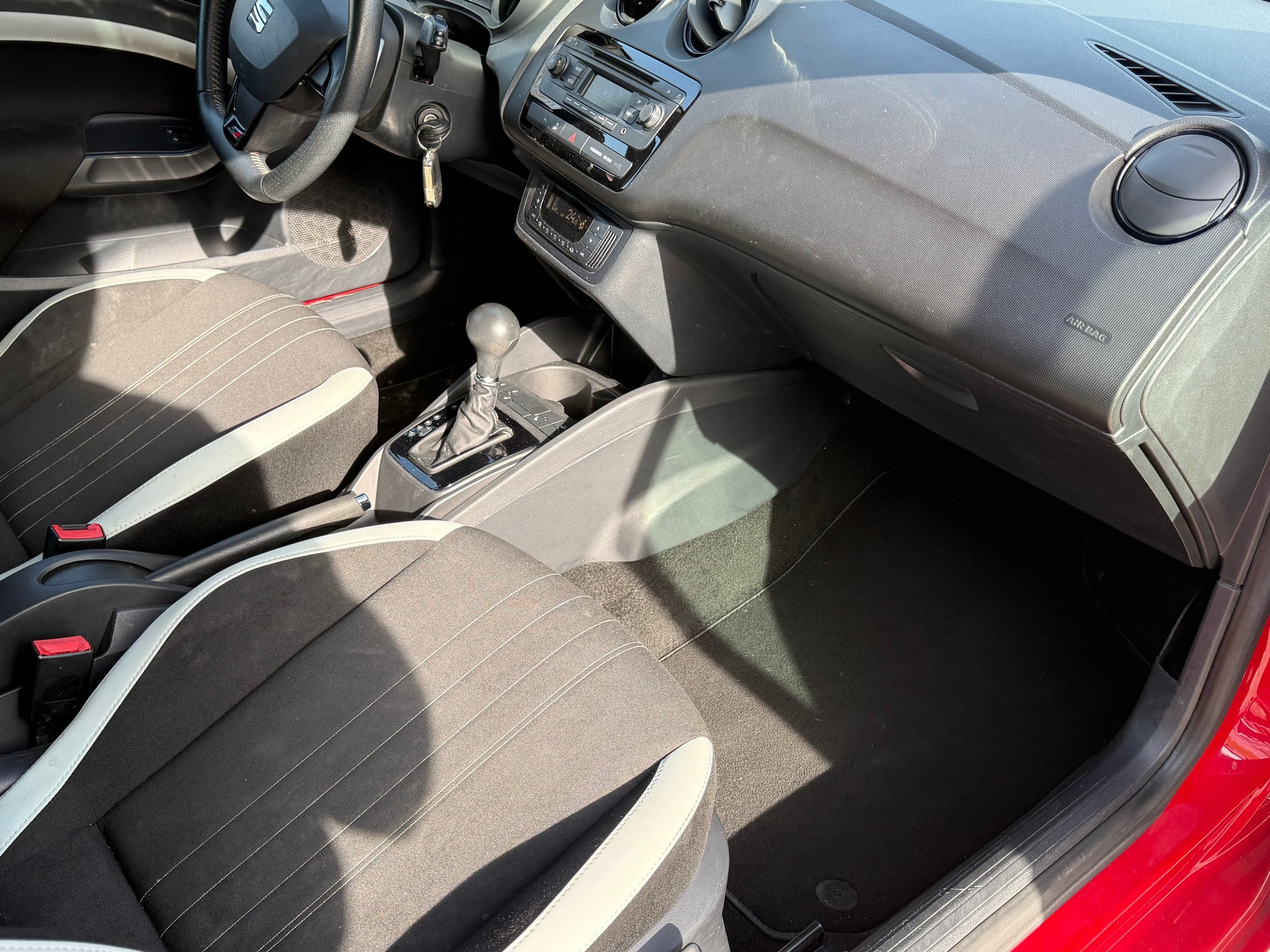 SEAT Ibiza SC 1.4 TSI Cupra DSG - 7