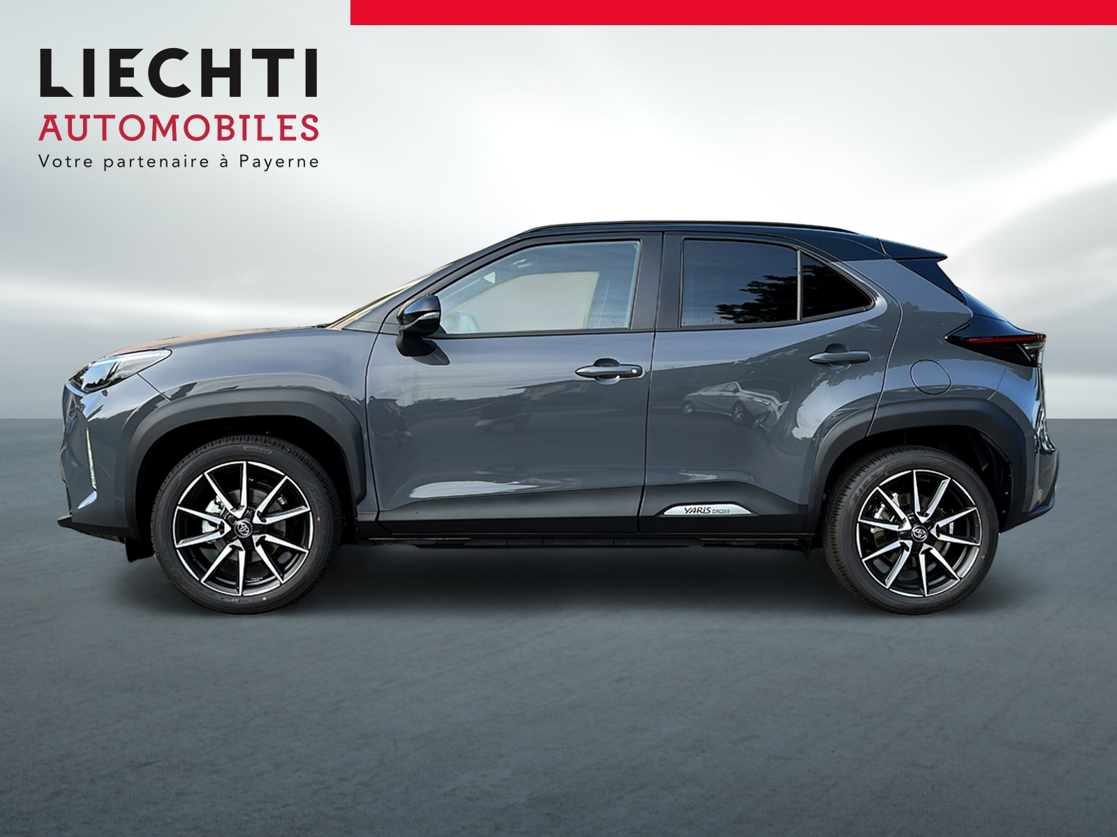 TOYOTA Yaris Cross 1.5 GR Sport e-CVT - 2