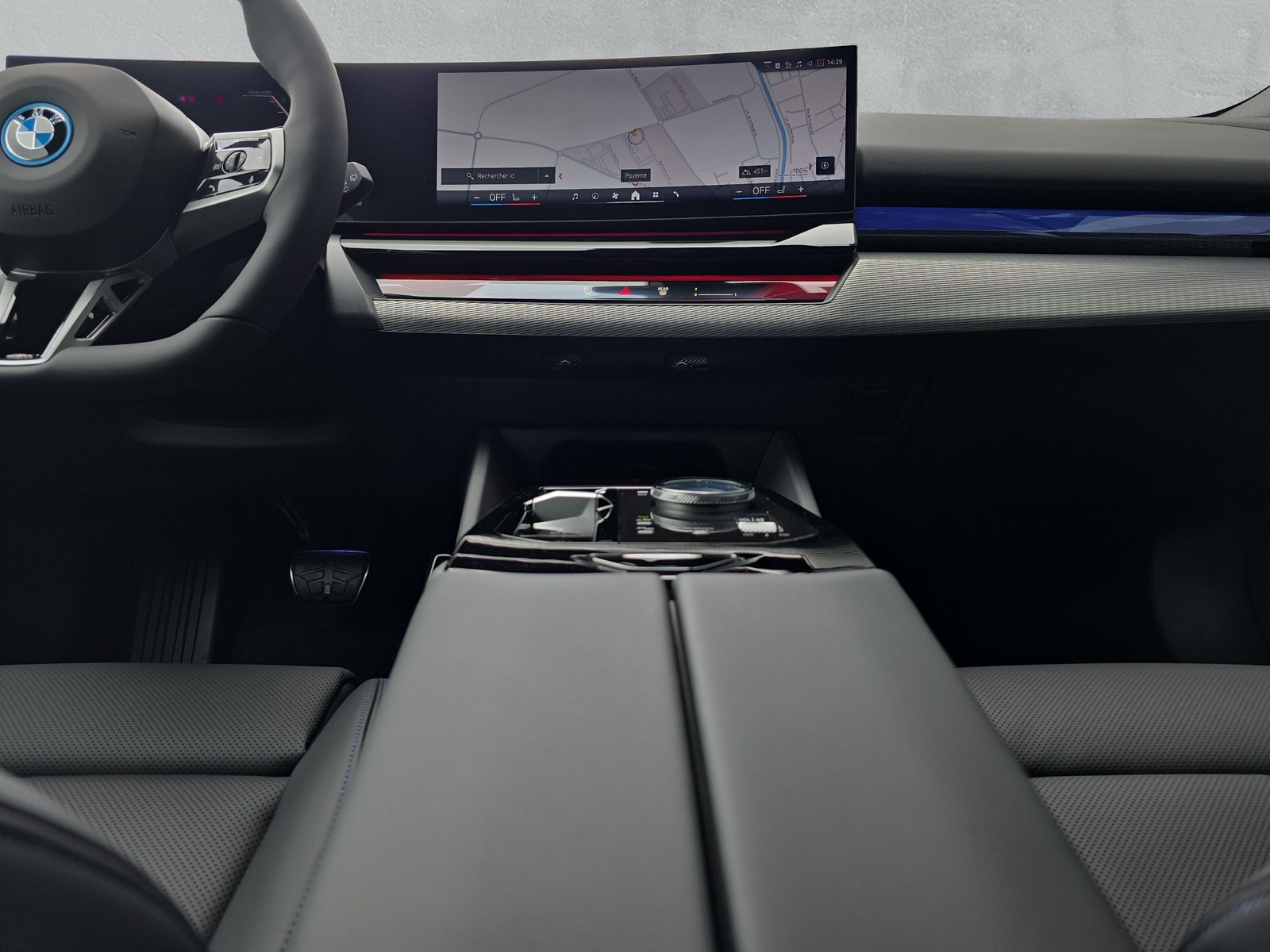 BMW 530e xDrive Touring M Sport Steptronic - 18