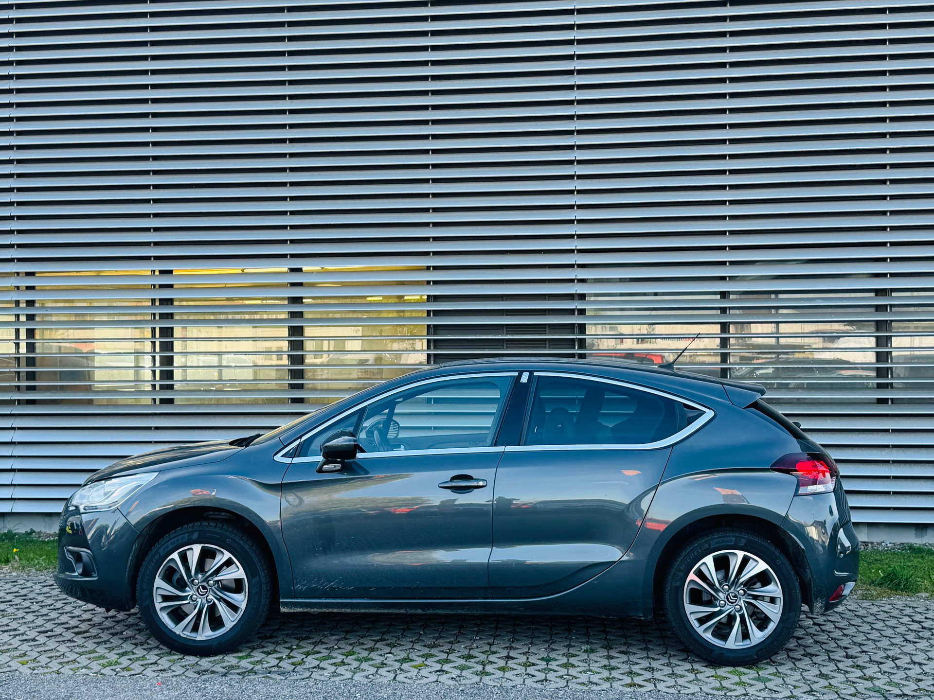 DS AUTOMOBILES DS4 1.6 THP Automatic - 2