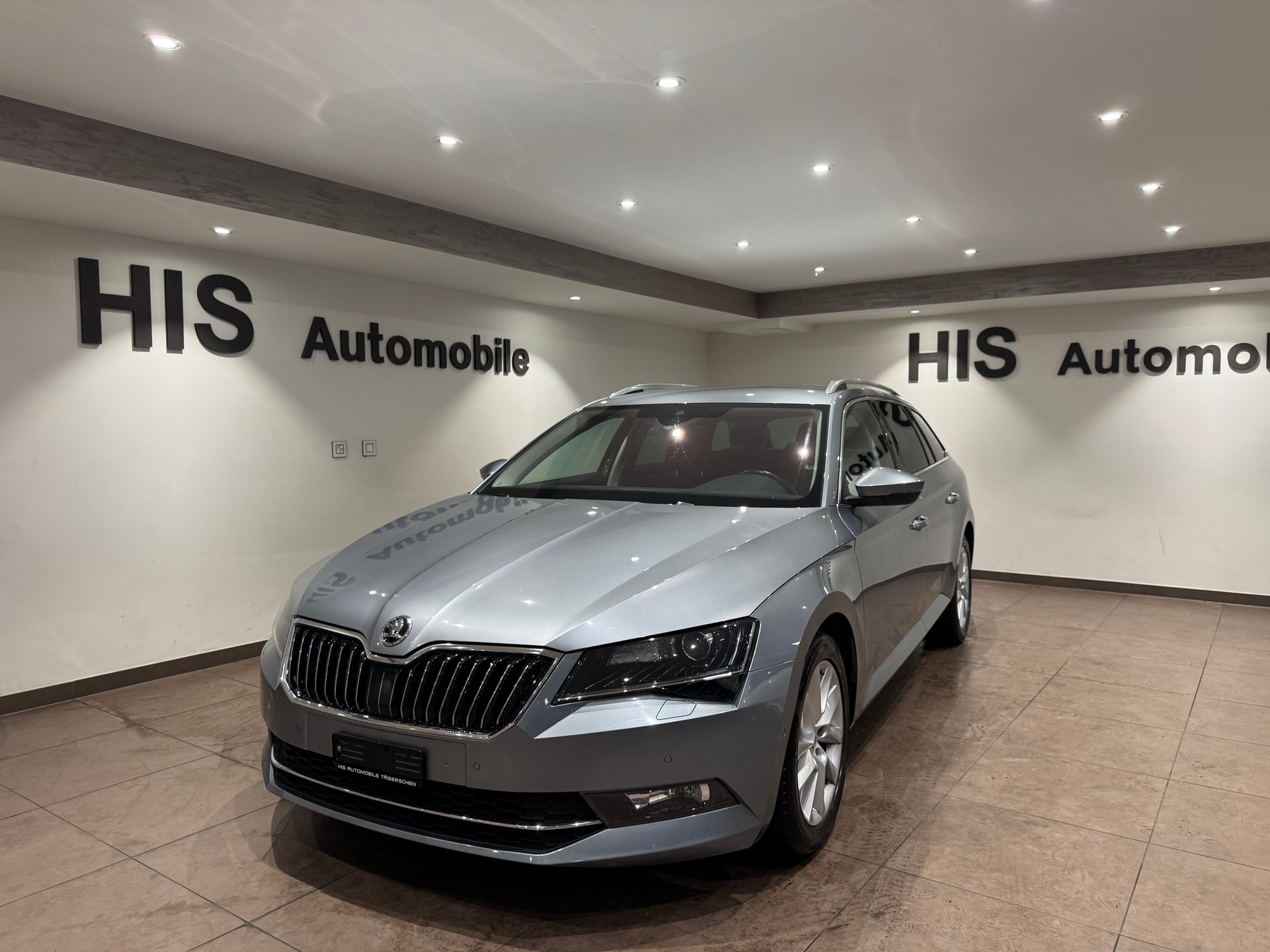 SKODA Superb Combi 2.0 TDI Style DSG