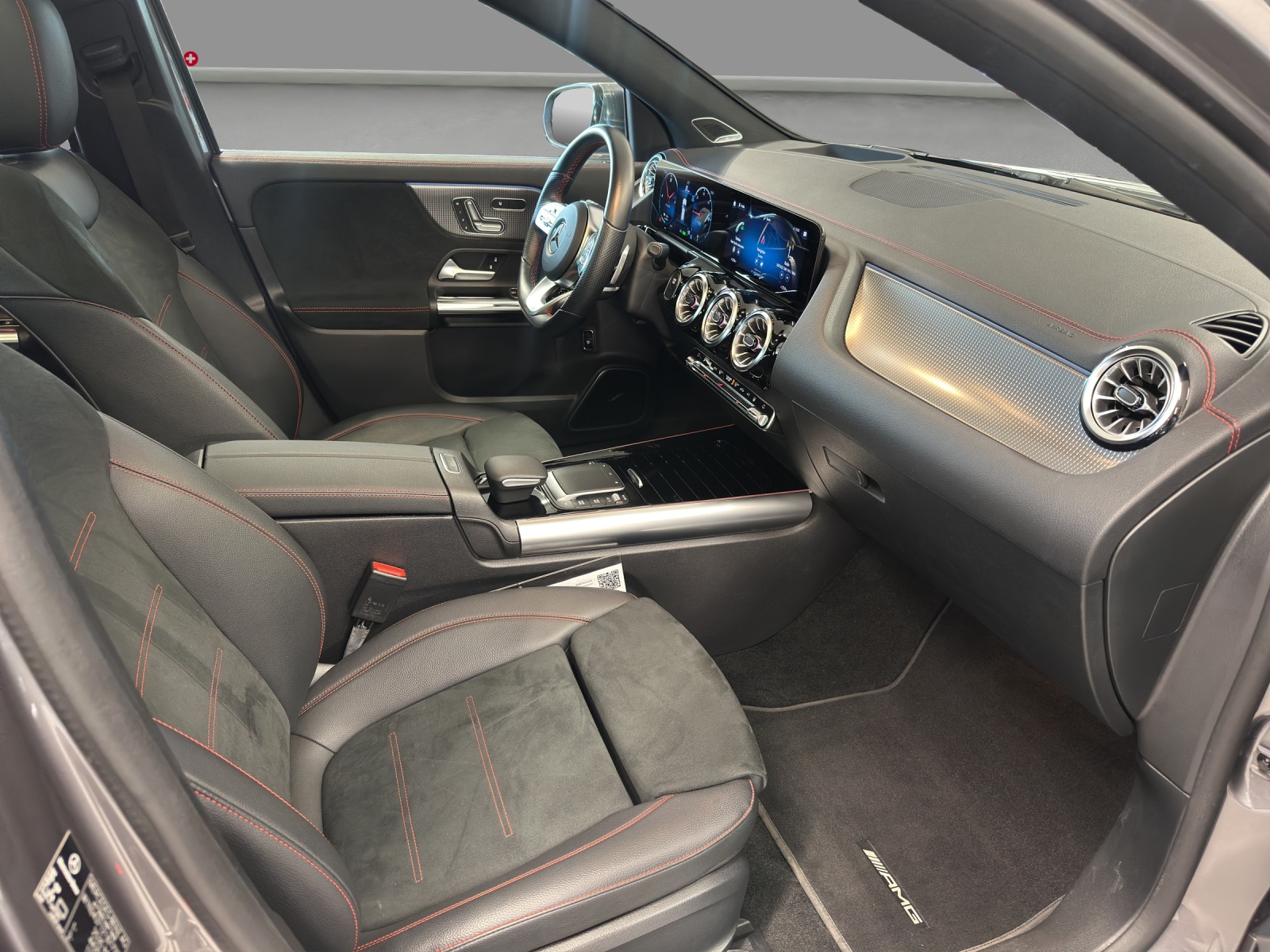 MERCEDES-BENZ EQA 350 4Matic - 17