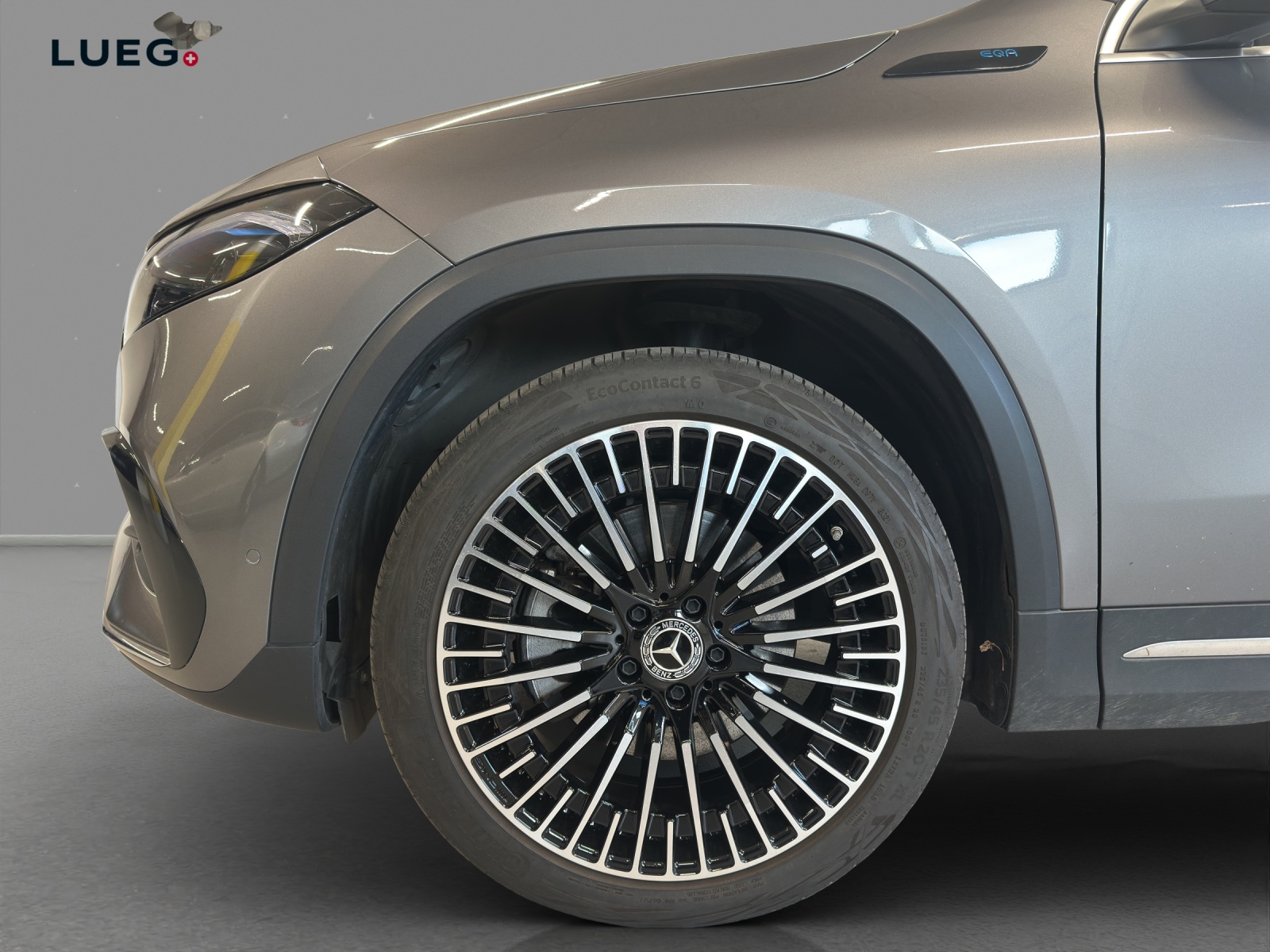 MERCEDES-BENZ EQA 350 4Matic - 9