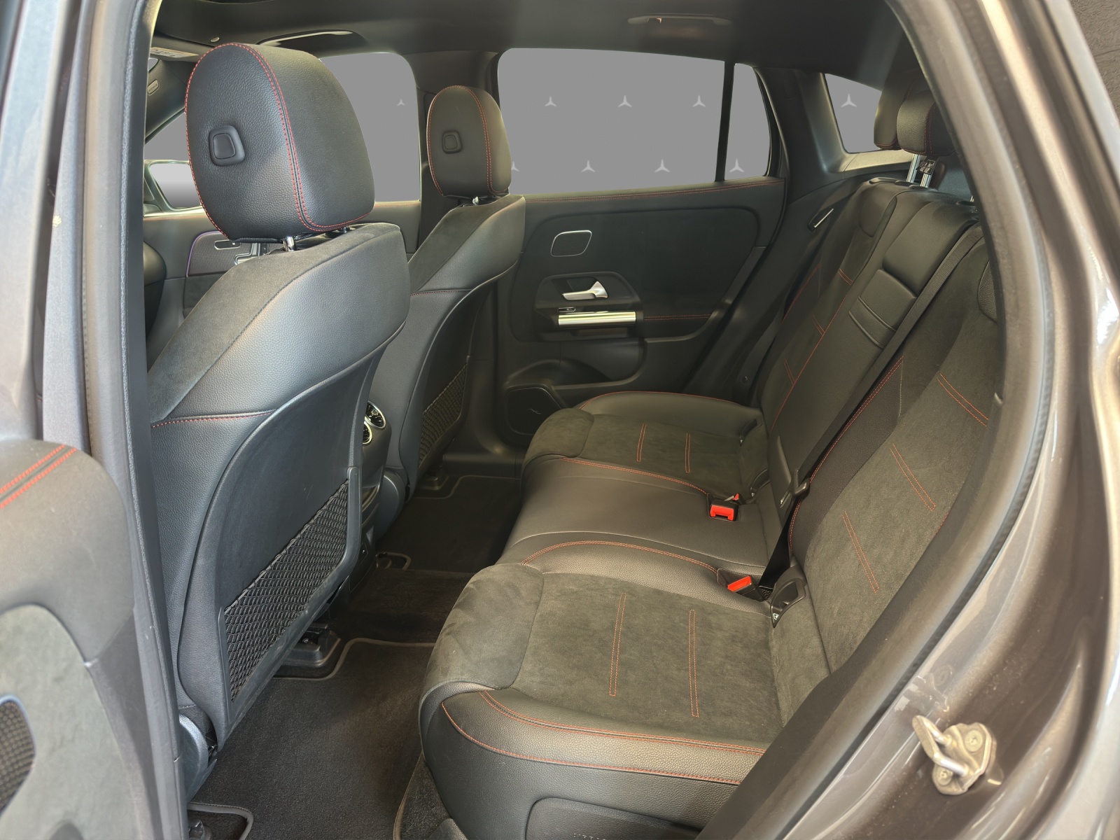 MERCEDES-BENZ EQA 350 4Matic - 16