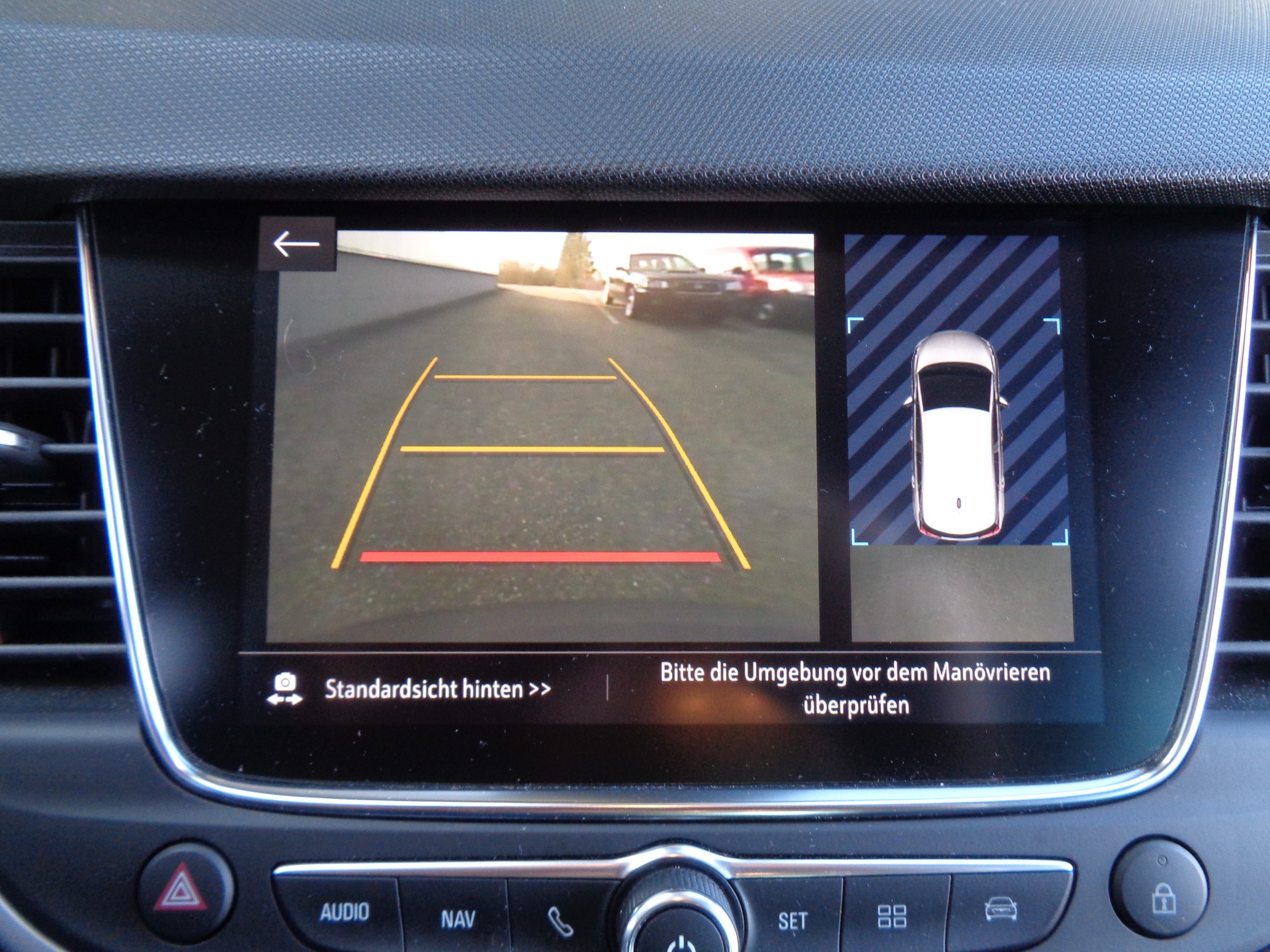 OPEL Crossland X 1.2i Enjoy - 14