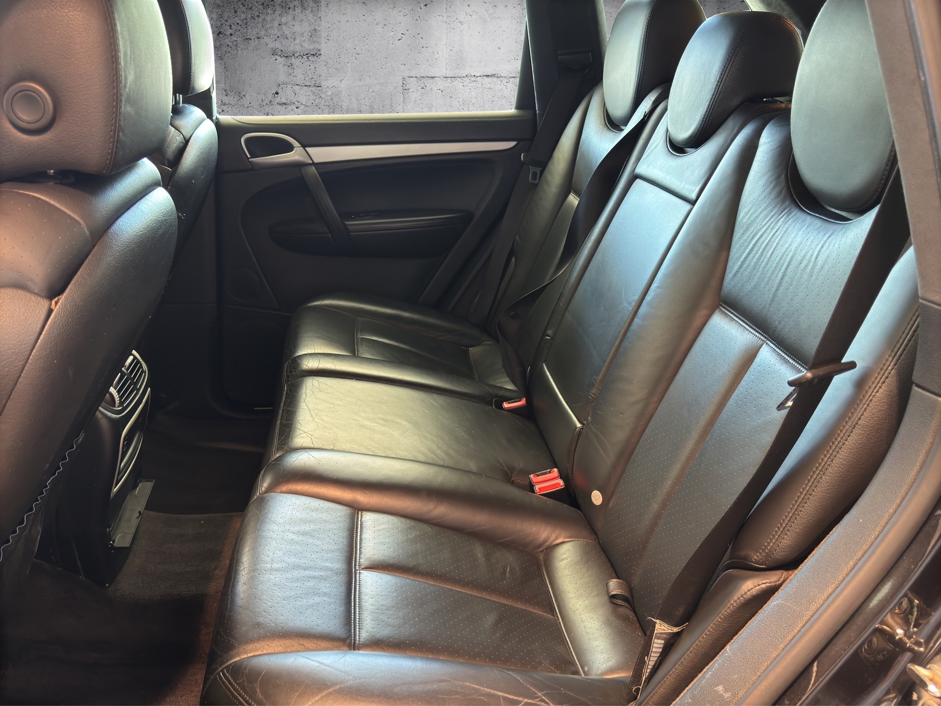 PORSCHE Cayenne Turbo - 12