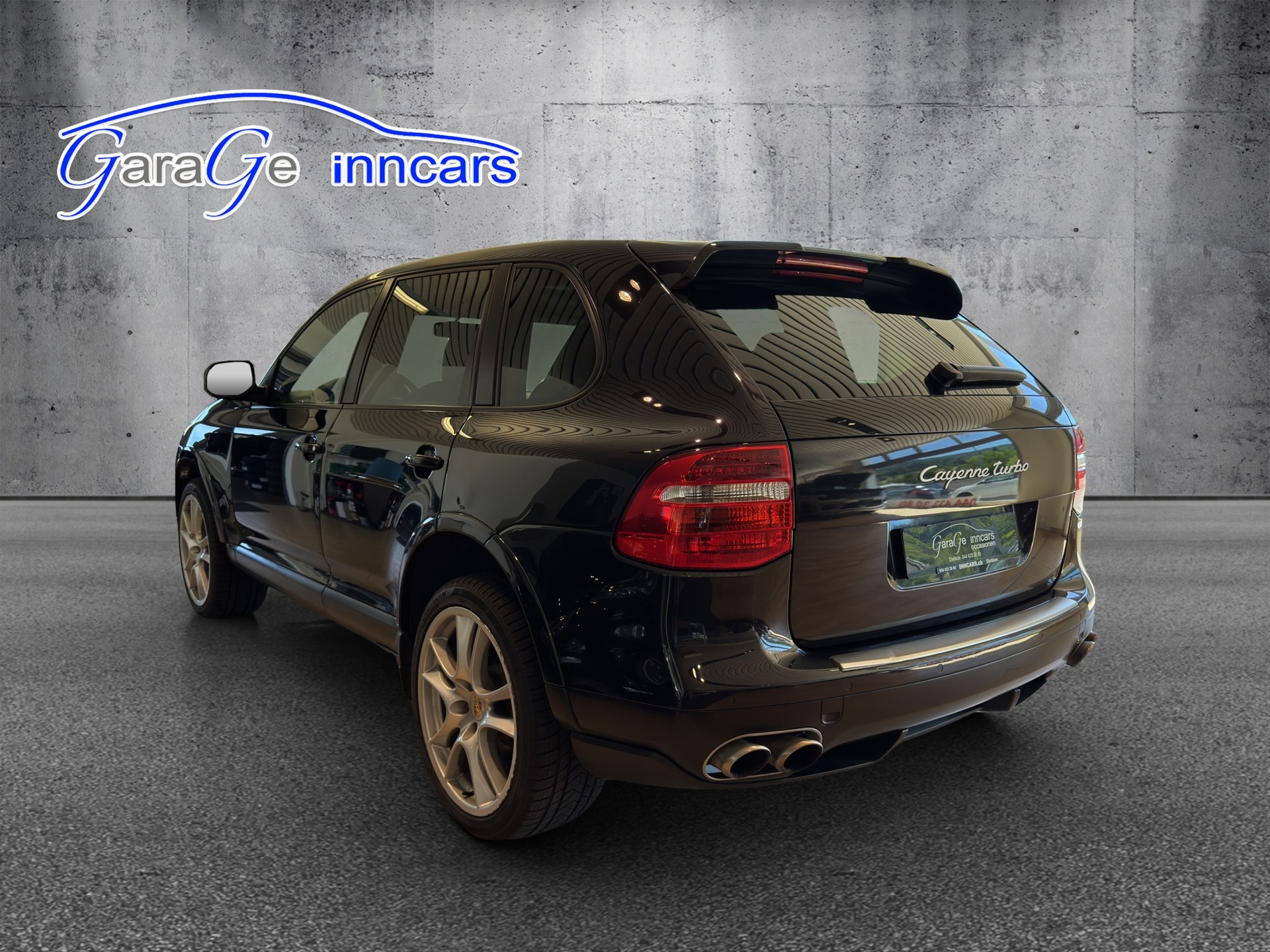 PORSCHE Cayenne Turbo - 3