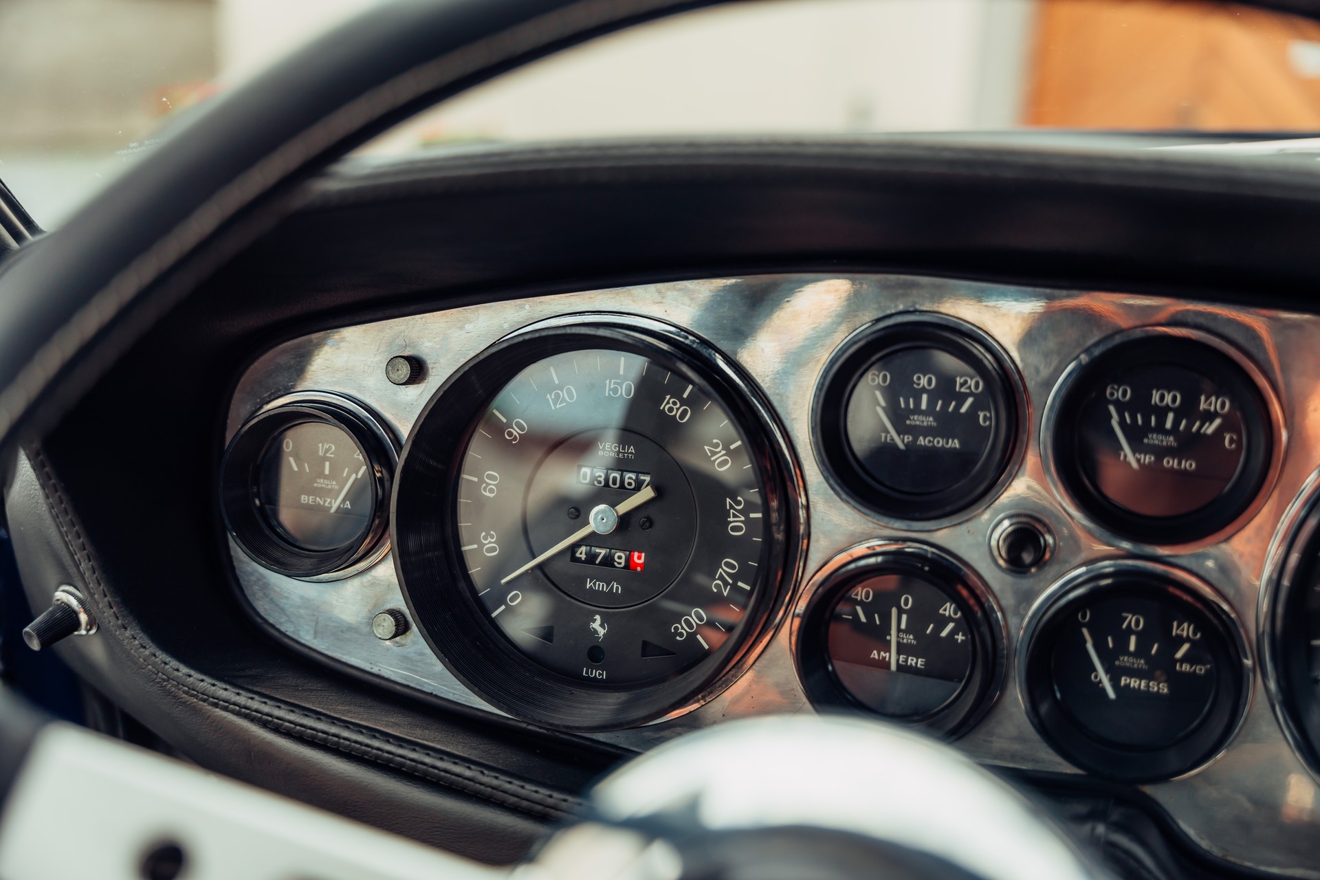 FERRARI 365 GTB/4 Daytona - 14