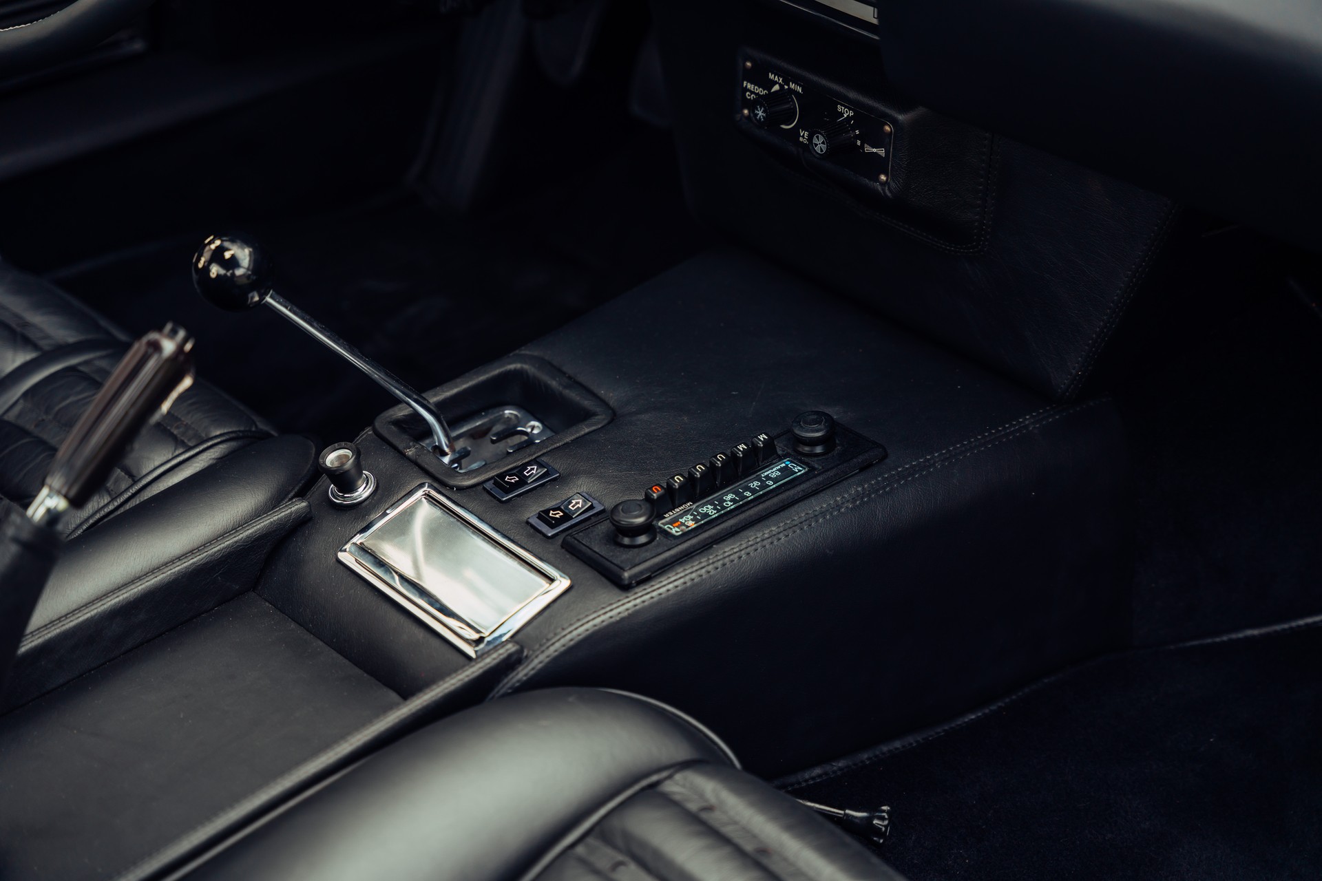 FERRARI 365 GTB/4 Daytona - 19