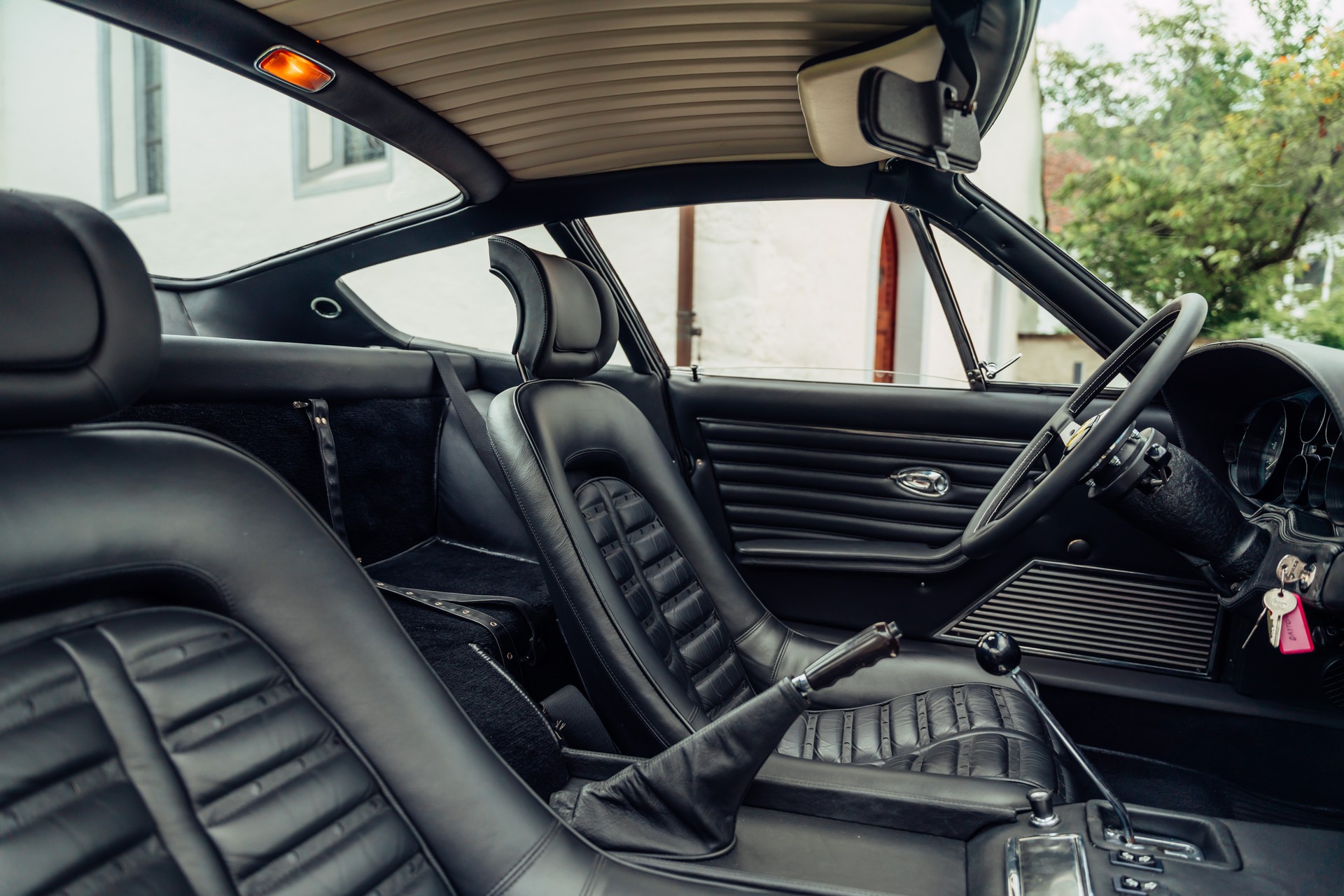 FERRARI 365 GTB/4 Daytona - 18