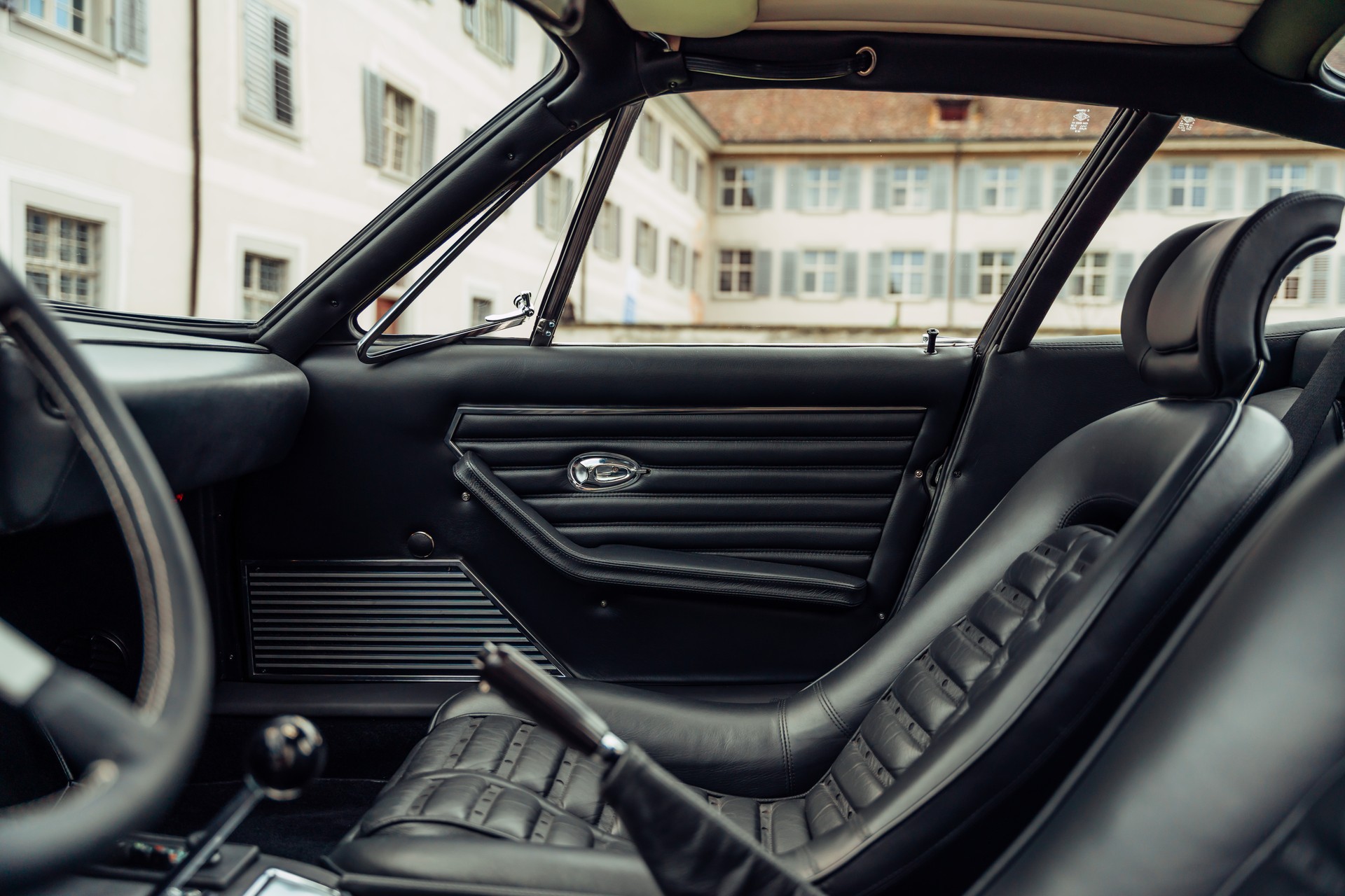 FERRARI 365 GTB/4 Daytona - 12