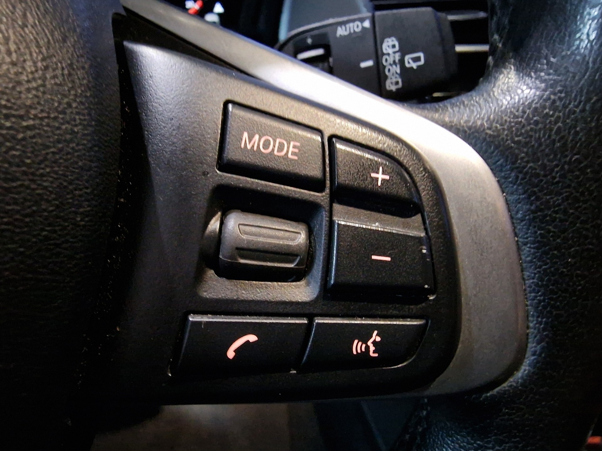 BMW 220d xDrive Active Tourer Steptronic Sport Line AHK 8xReif 12Mt Gara - 15