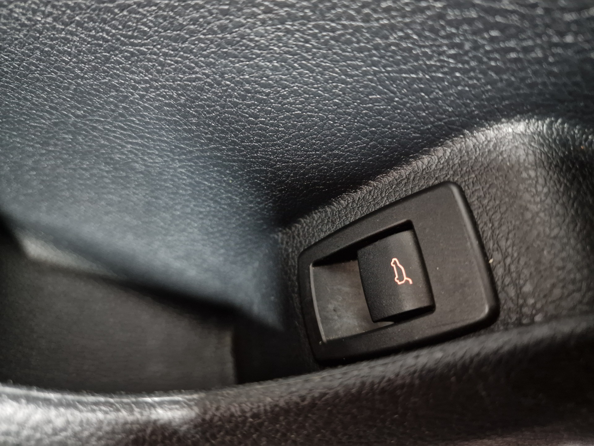 BMW 220d xDrive Active Tourer Steptronic Sport Line AHK 8xReif 12Mt Gara - 17