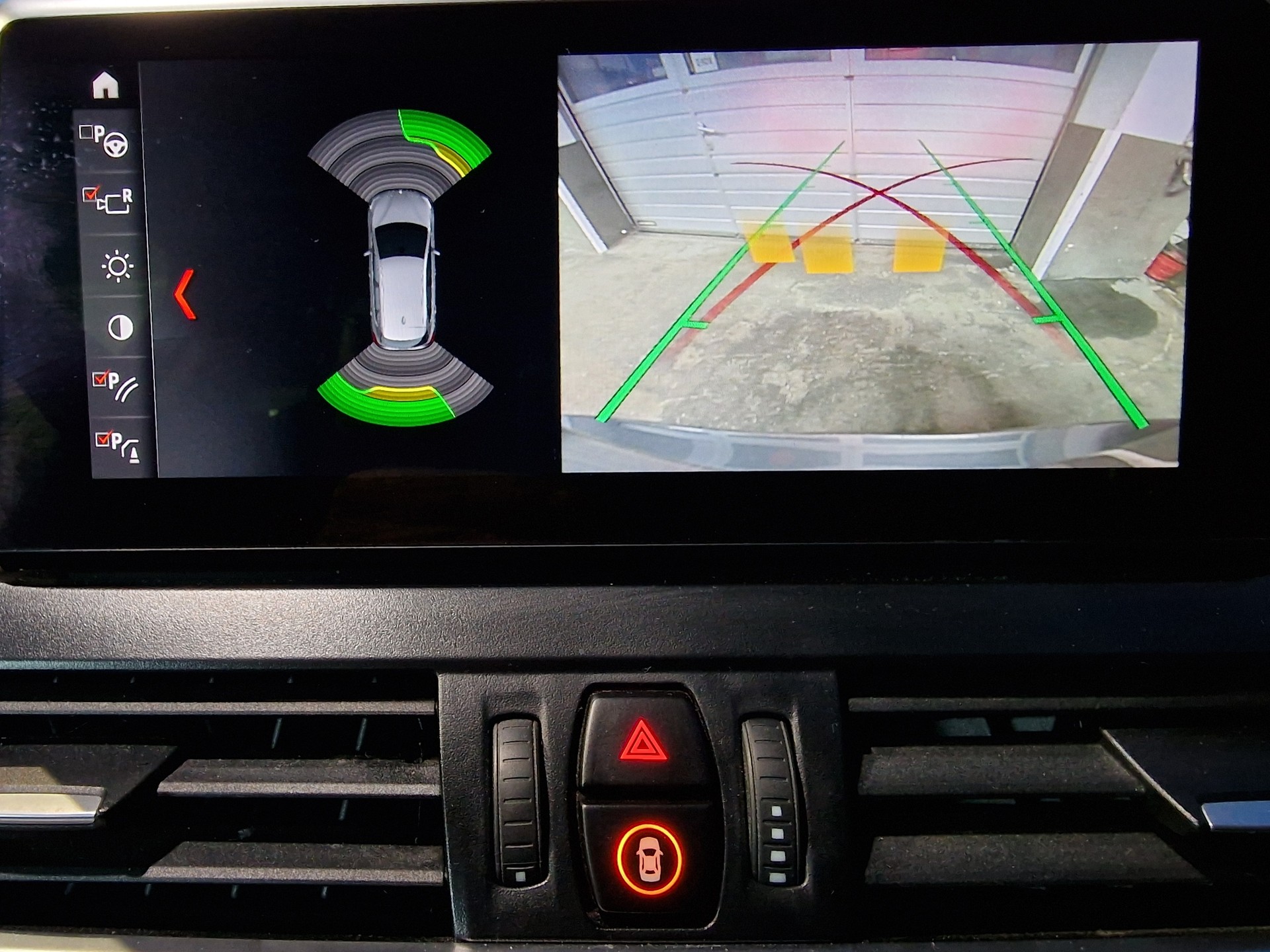 BMW 220d xDrive Active Tourer Steptronic Sport Line AHK 8xReif 12Mt Gara - 25