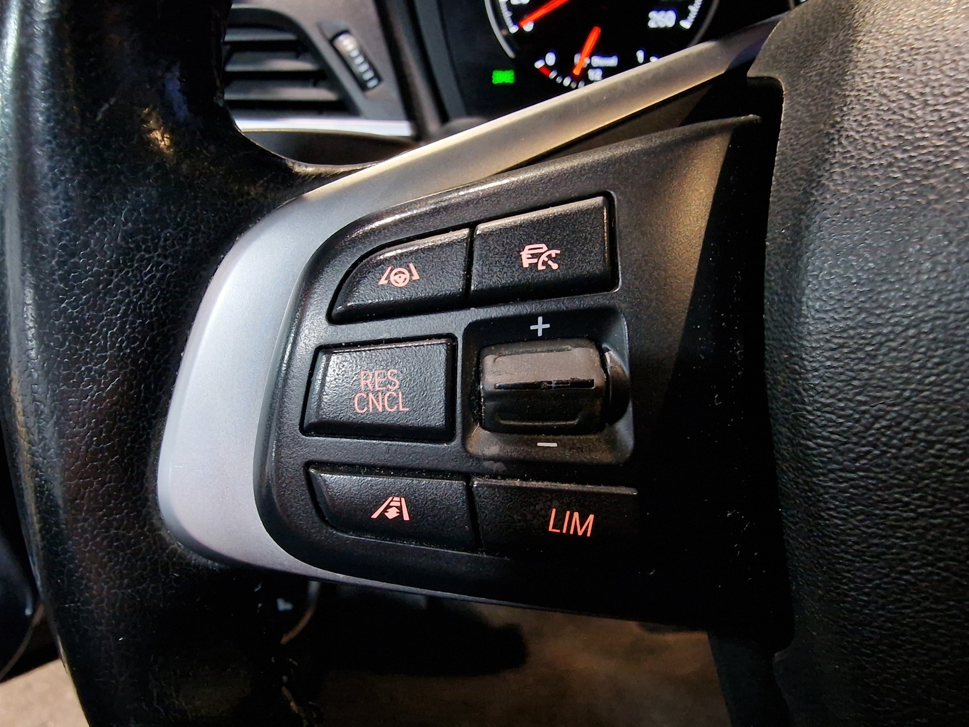 BMW 220d xDrive Active Tourer Steptronic Sport Line AHK 8xReif 12Mt Gara - 18