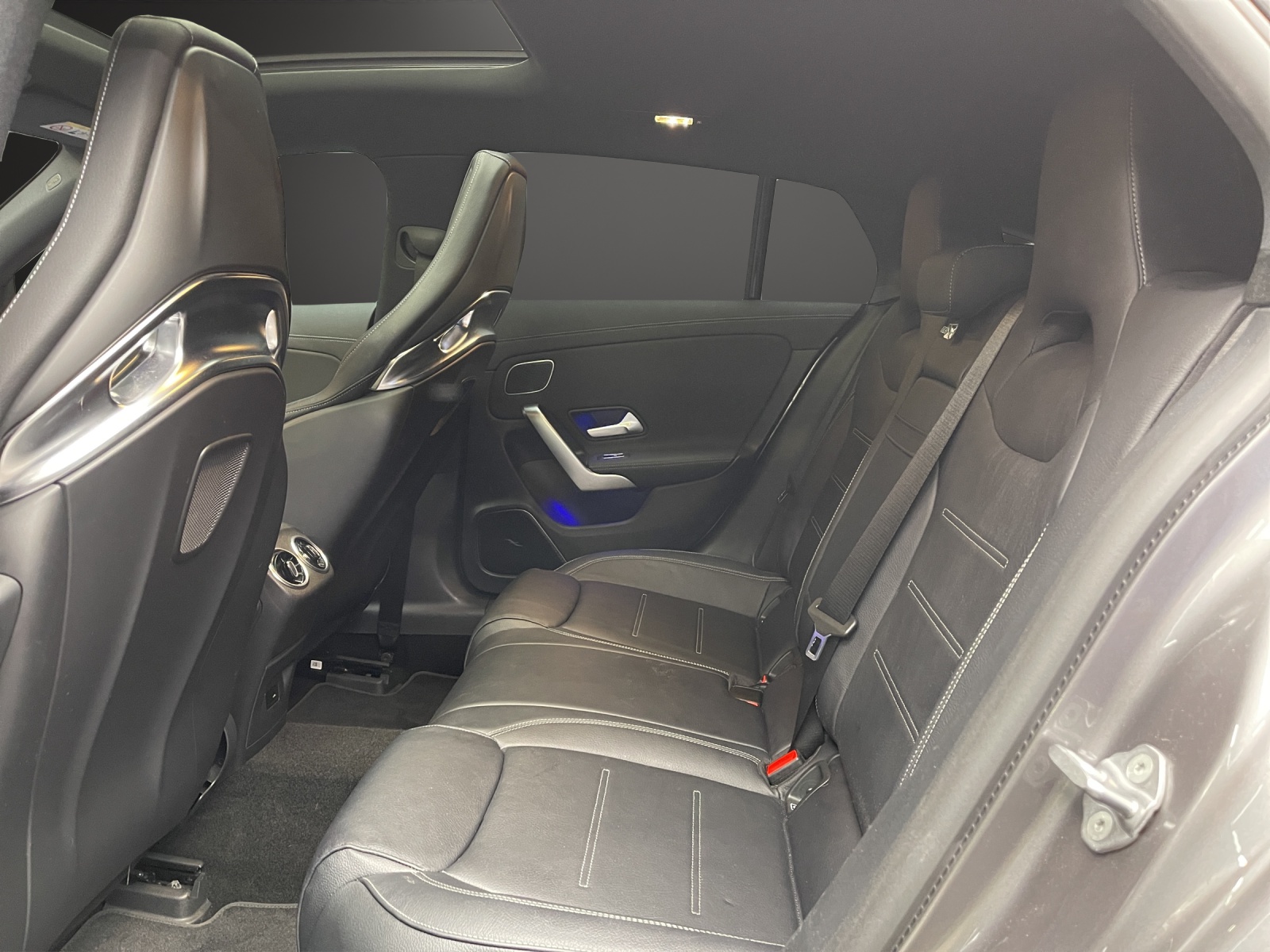 MERCEDES-BENZ CLA SB 45 S AMG 4Matic+ - 11