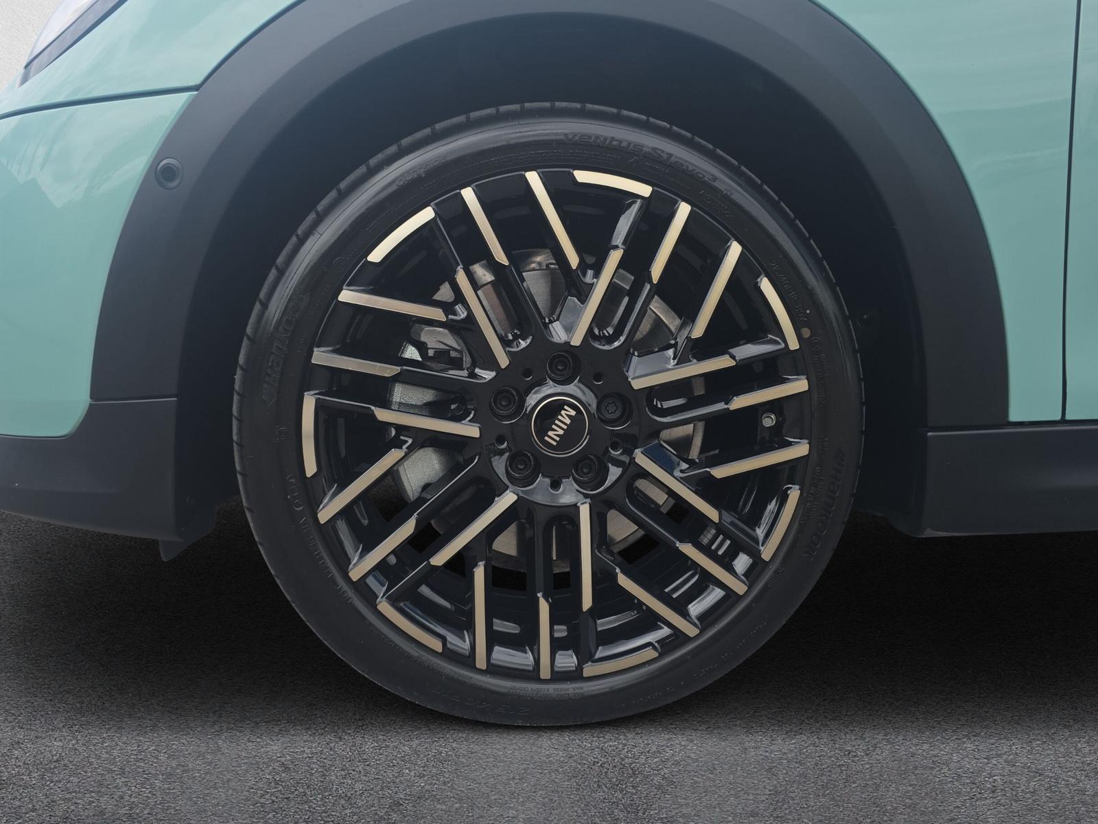 MINI Cooper S F66 2.0i (CH) - 10