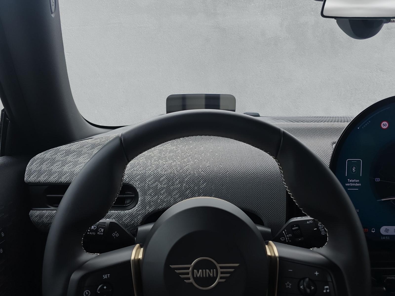MINI Cooper S F66 2.0i (CH) - 23