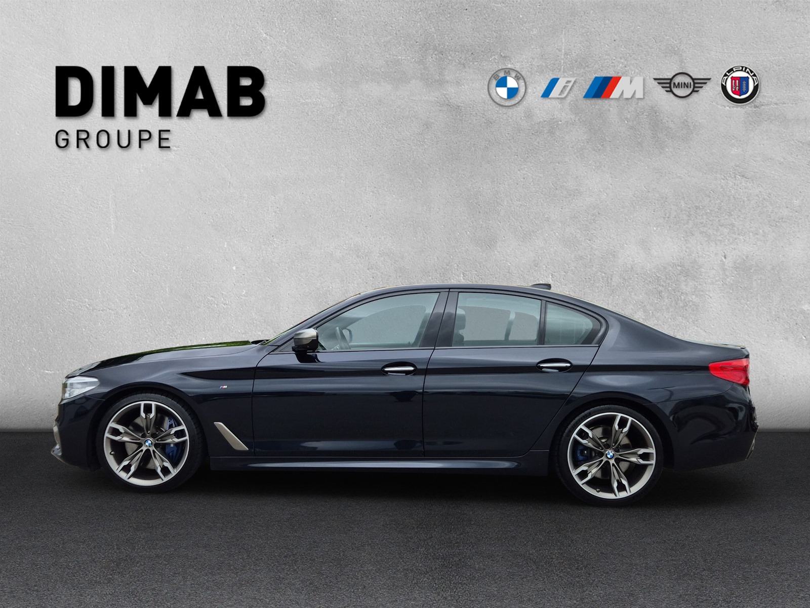BMW M550i xDrive - 2