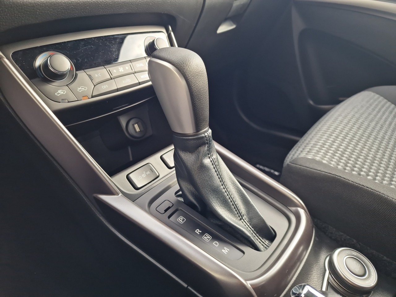 suzuki Gallery 20