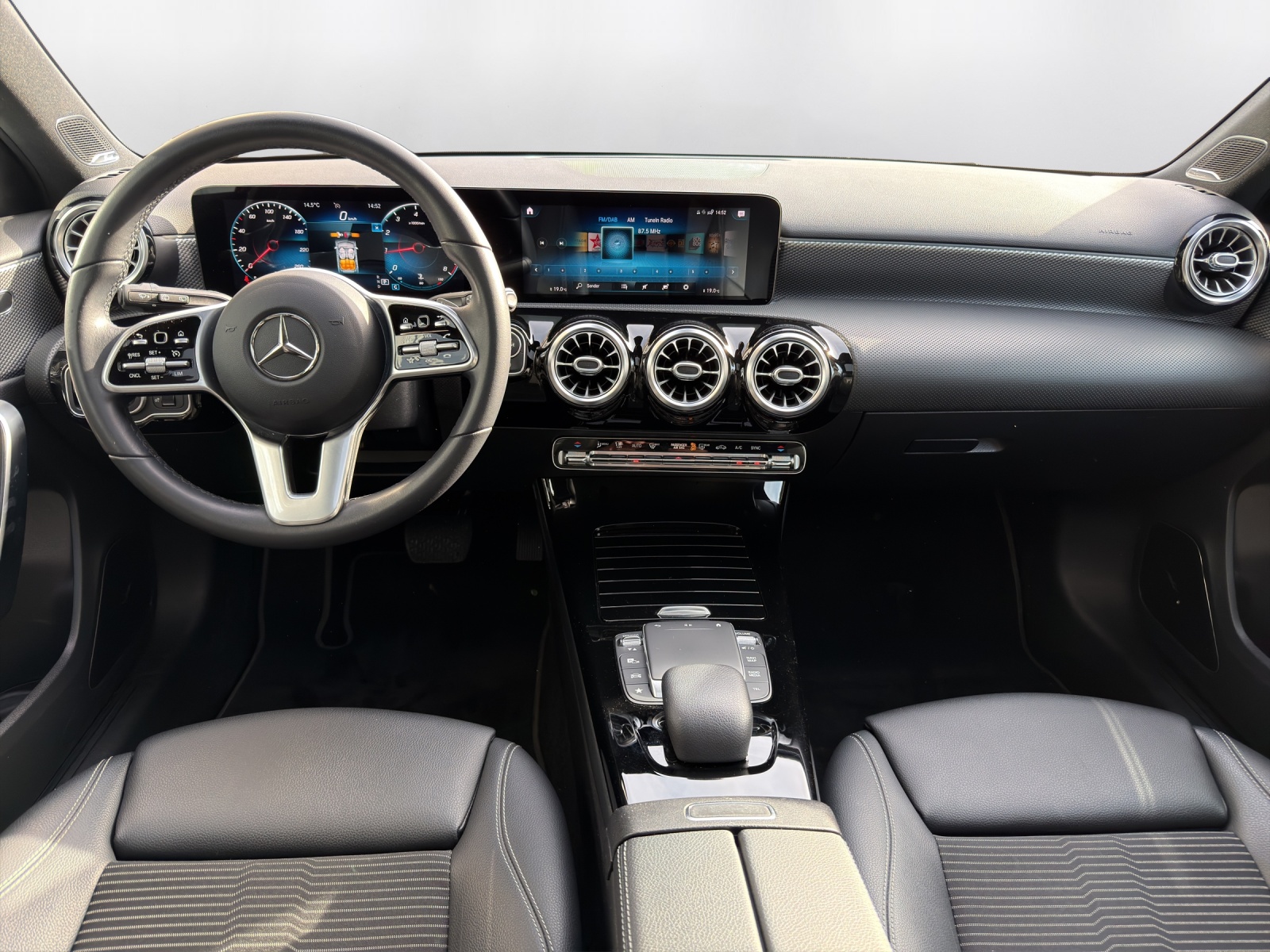 MERCEDES-BENZ A 200 Progressive 7G-DCT - 7