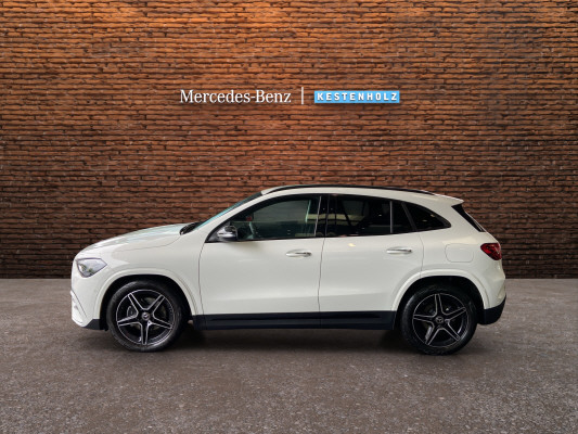 MERCEDES-BENZ GLA 200 7G-DCT - 4