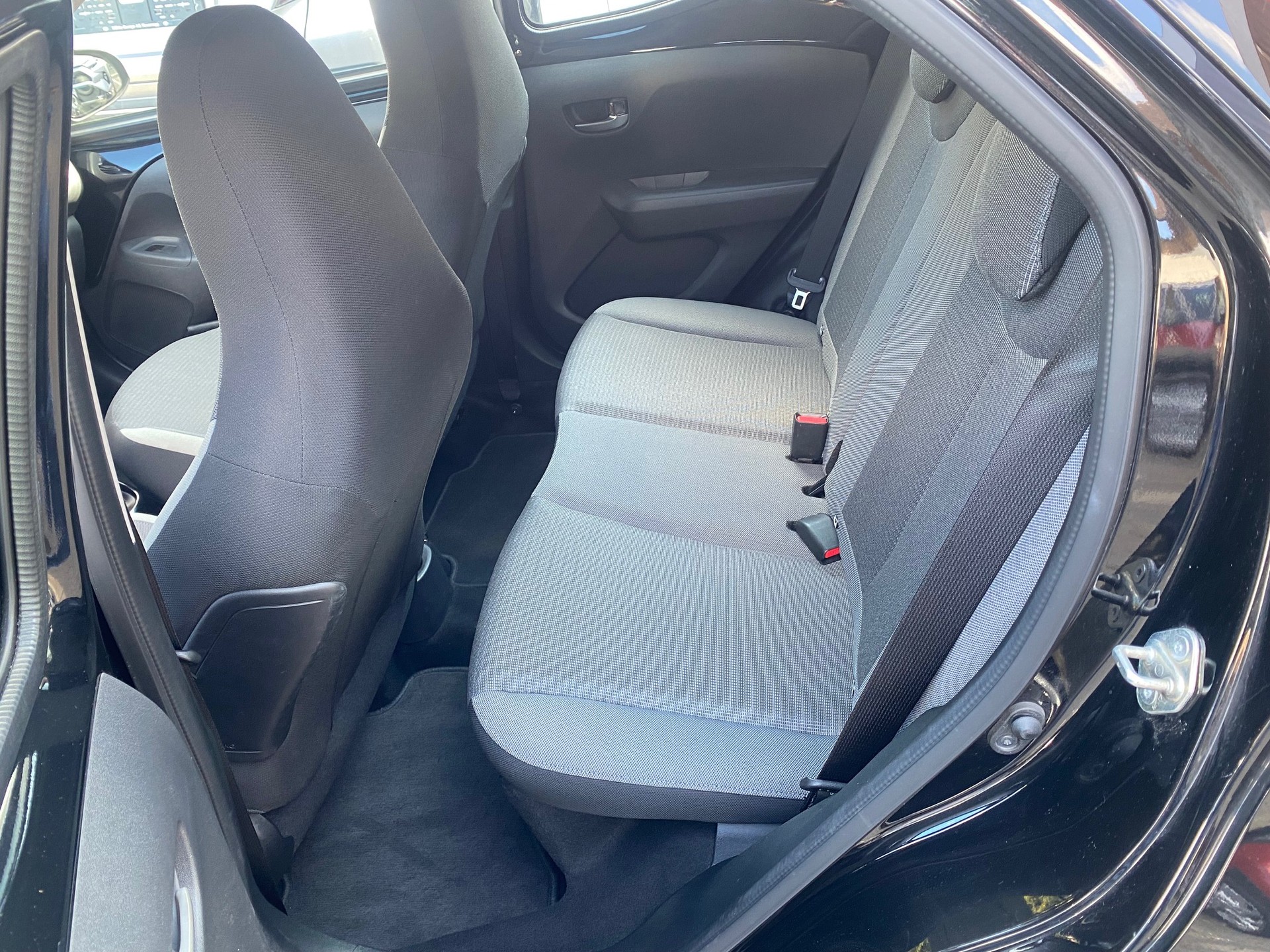 TOYOTA Aygo 1.0 VVT-i Trend - 8