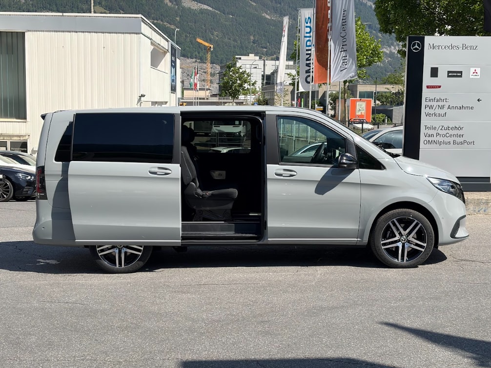 MERCEDES-BENZ V 250 d TREND Lang 4MATIC - 17
