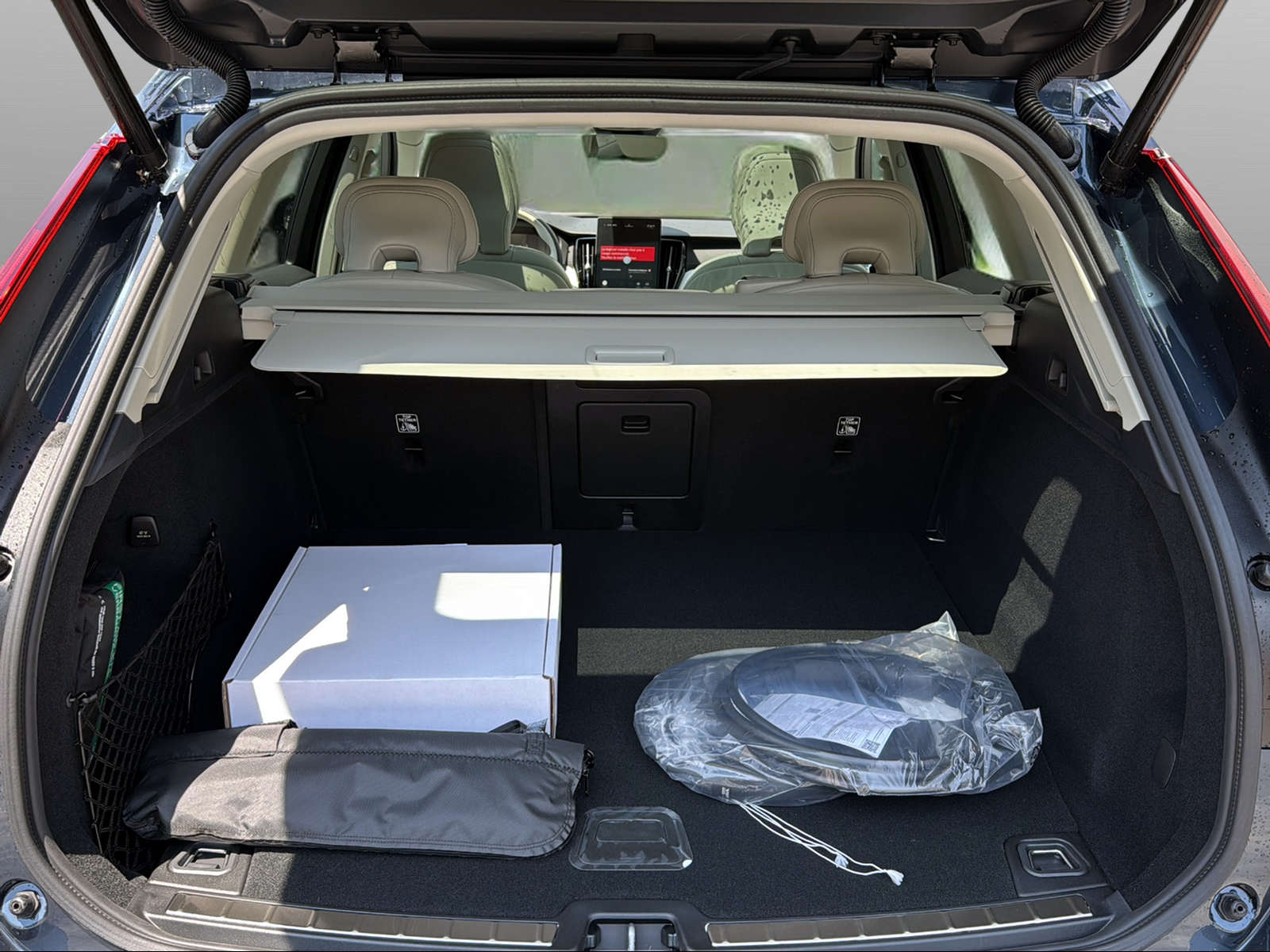 VOLVO XC60 T6 eAWD PluginHybrid Ultra Dark Geartronic - 9